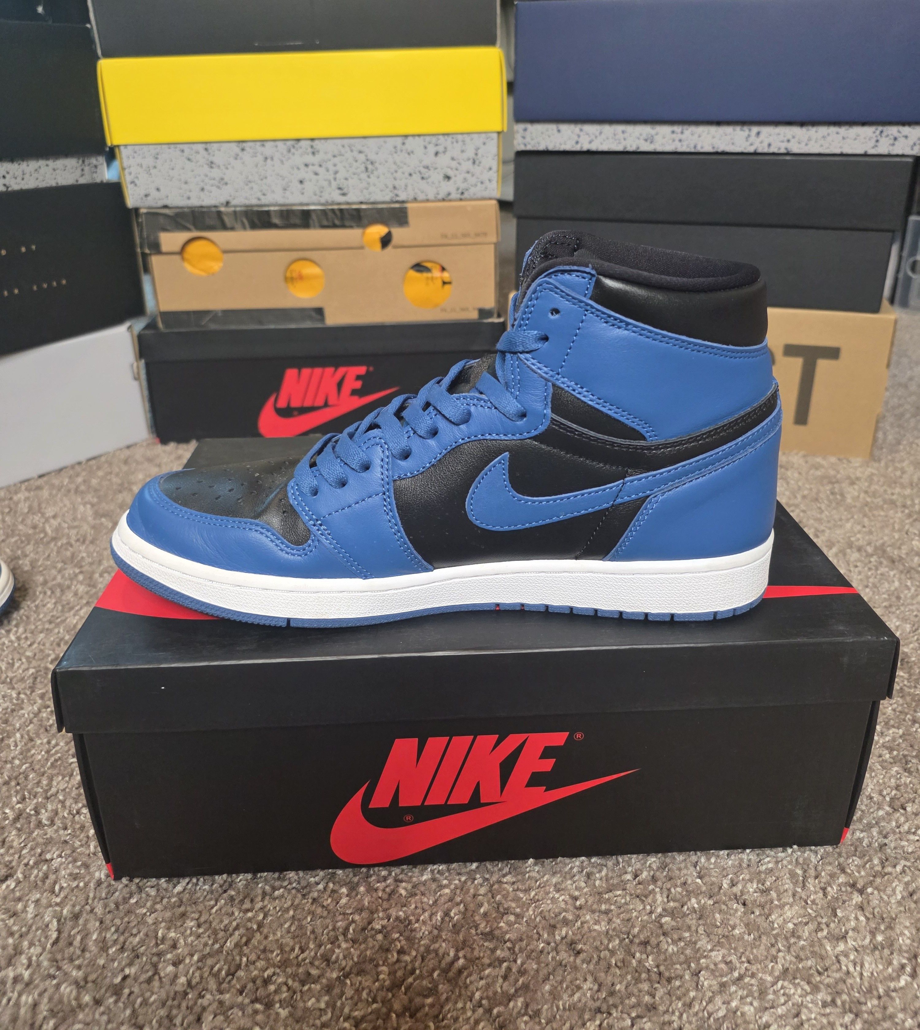 Jordan Brand Air Jordan 1 Dark Marina Blue Size US 11 / EU 44 - 7 Thumbnail