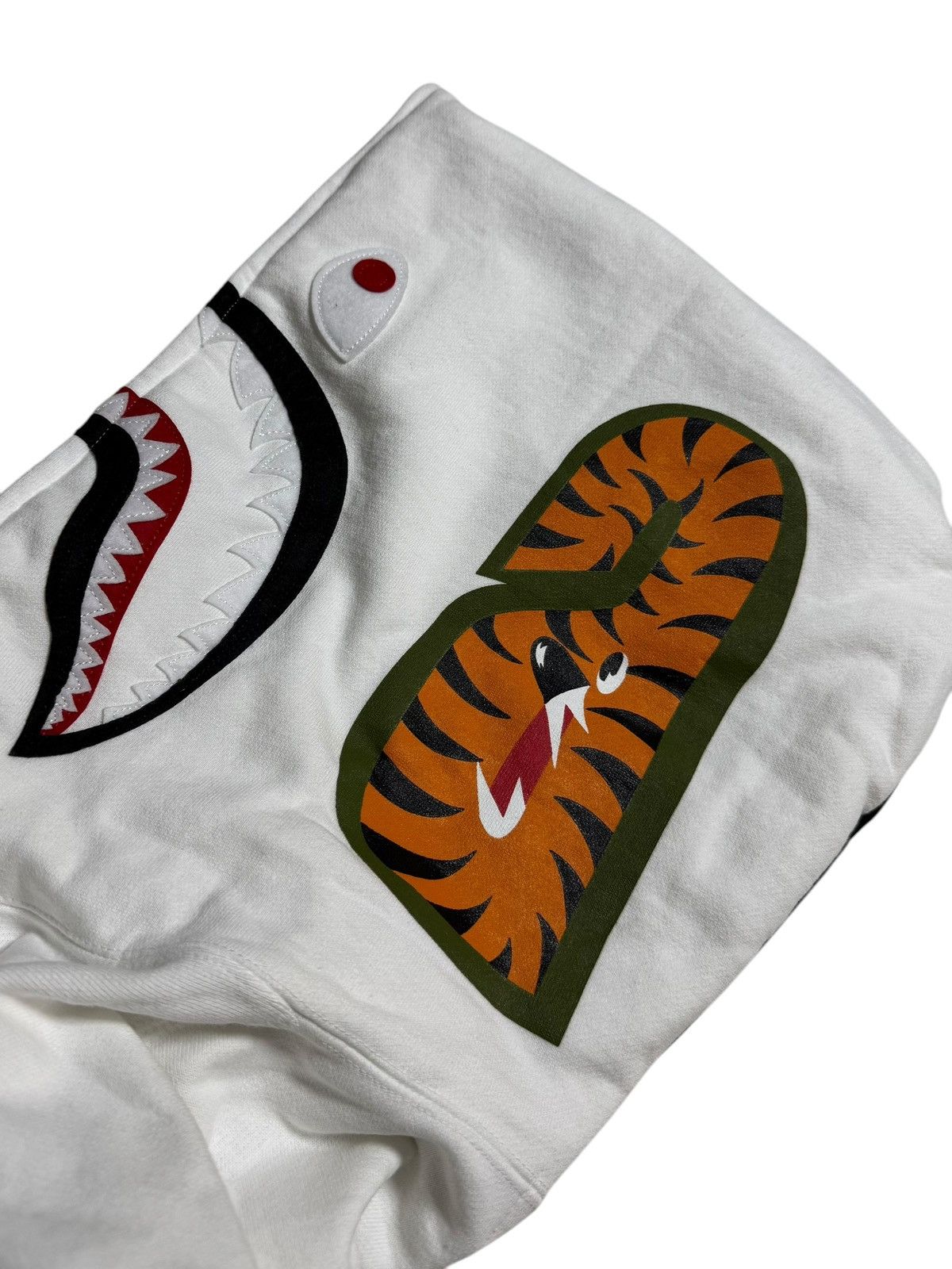 Bape BAPE Big sean Shark Full Zip Hoodie White Size US L / EU 52-54 / 3 - 4 Thumbnail