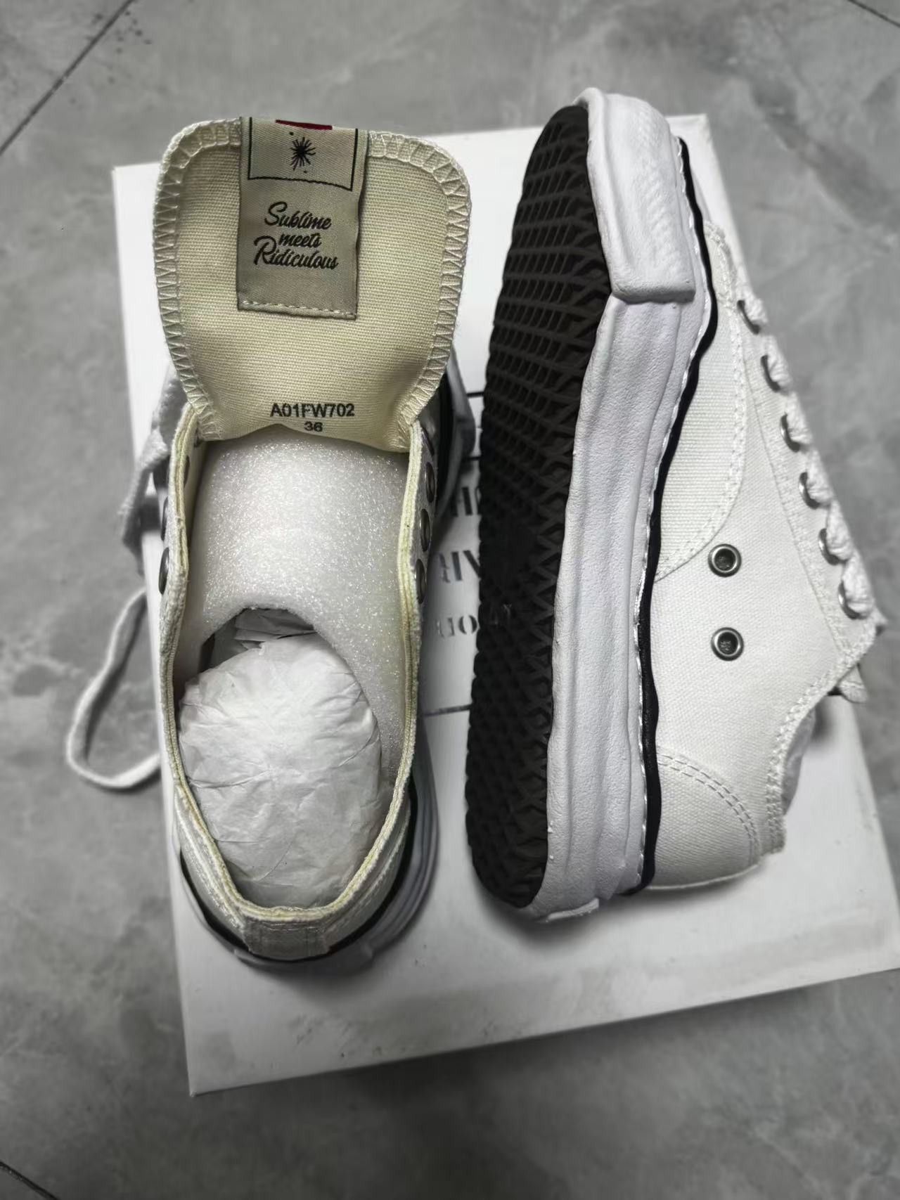 Maison MIHARA YASUHIRO Maison MIHARA YASUHIRO Low-top Sneakers Size US 6 / IT 36 - 4 Thumbnail