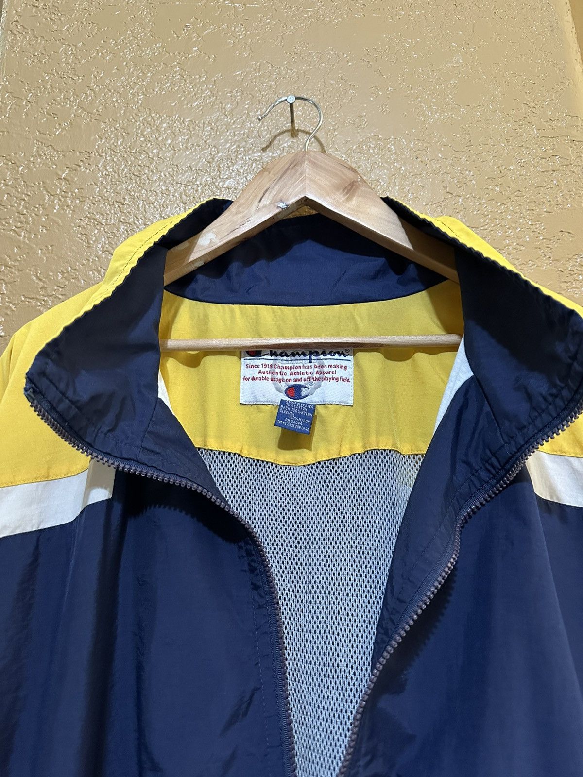 4GSELLER × Champion × Vintage Vintage Champion “Michigan” Windbreaker Jacket Baggy XXL Size US XXL / EU 58 / 5 - 8 Thumbnail