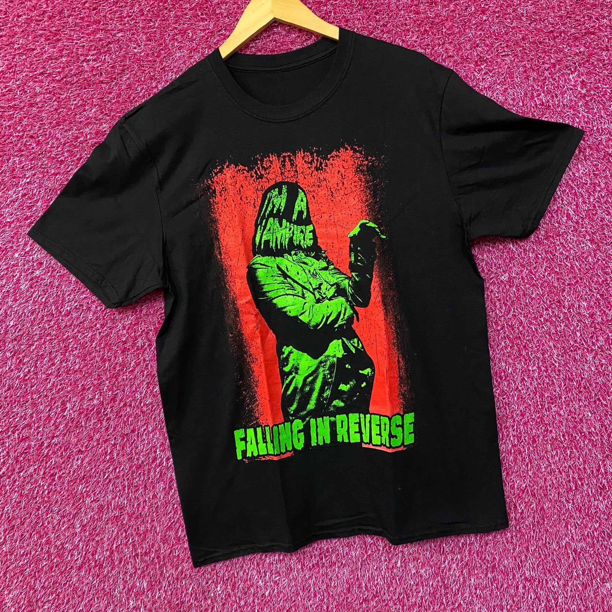 Band Tees Falling in Reverse The Drug in Me Is You Album I'm Not A Vam Size US L / EU 52-54 / 3 - 3 Thumbnail