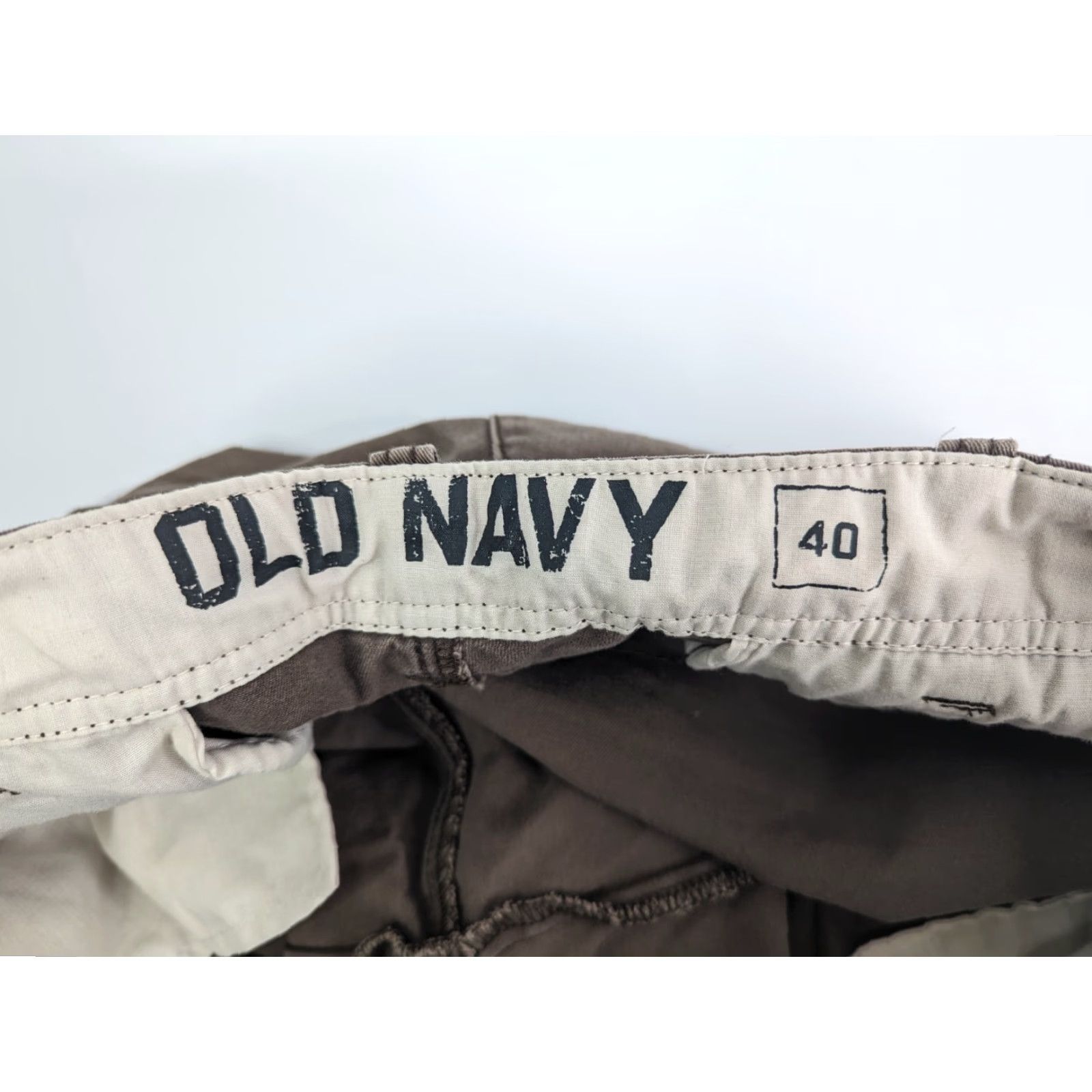 Old Navy Old Navy Brown Chino Shorts Men 42 Flat Front 100% Cotton Size US 42 / EU 58 - 7 Thumbnail