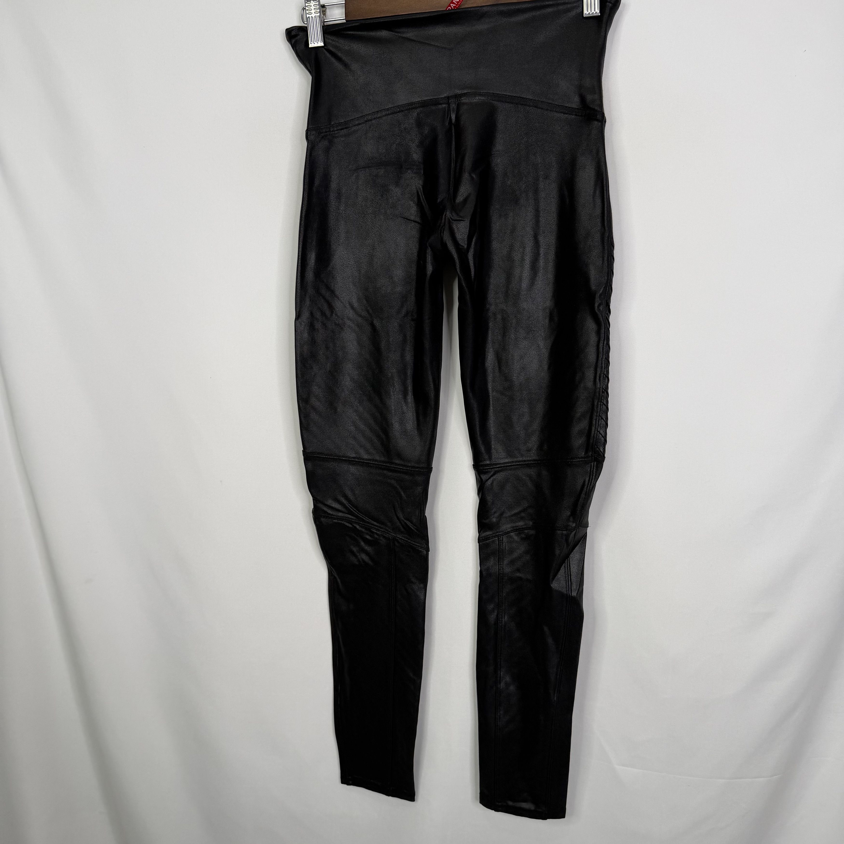 Spanx Spanx Faux Leather Moto Leggings Size 30" / US 8 / IT 44 - 7 Thumbnail