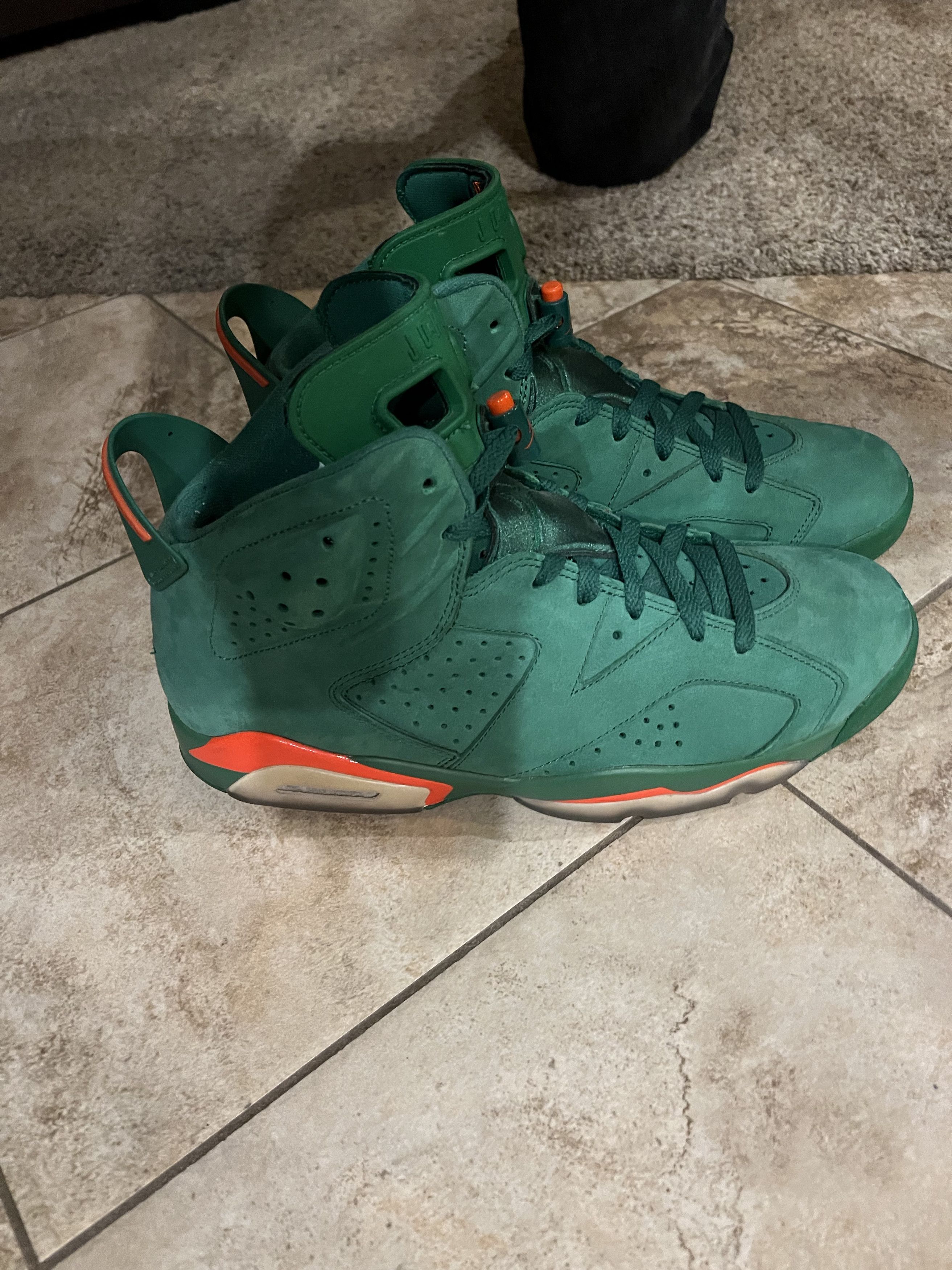 image of Jordan Brand X Gatorade 6 Size 11 Shoes in Green, Men's