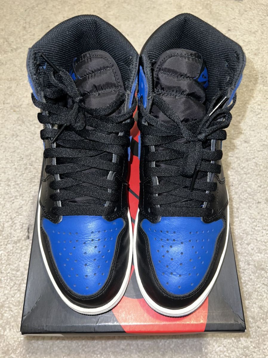 Nike Air Jordan Retro 1 Royal Size US 8 / EU 41 - 3 Thumbnail