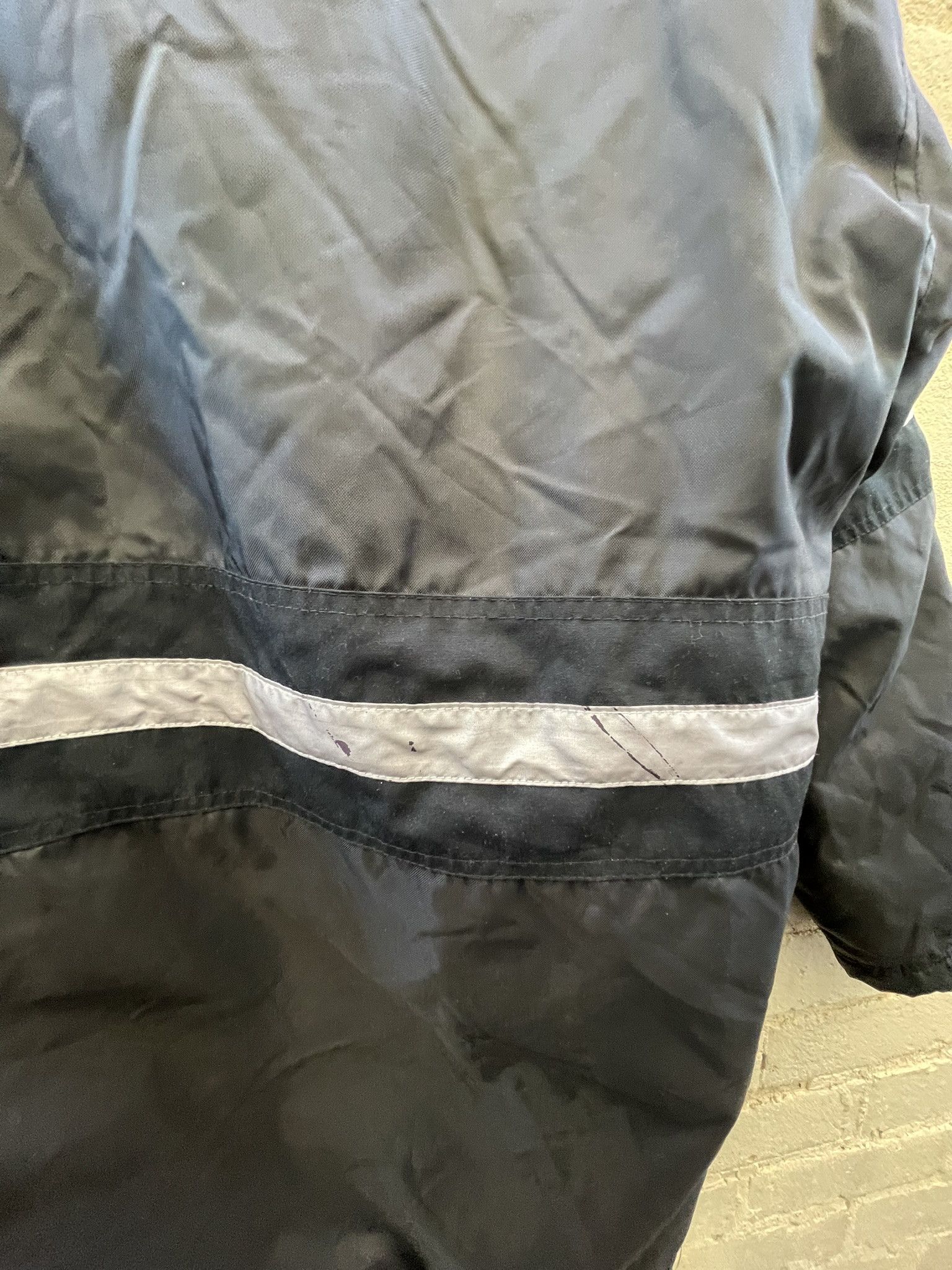 Reebok Vintage 90s Reebok Fireman Jacket Black Reflective Size US L / EU 52-54 / 3 - 4 Thumbnail