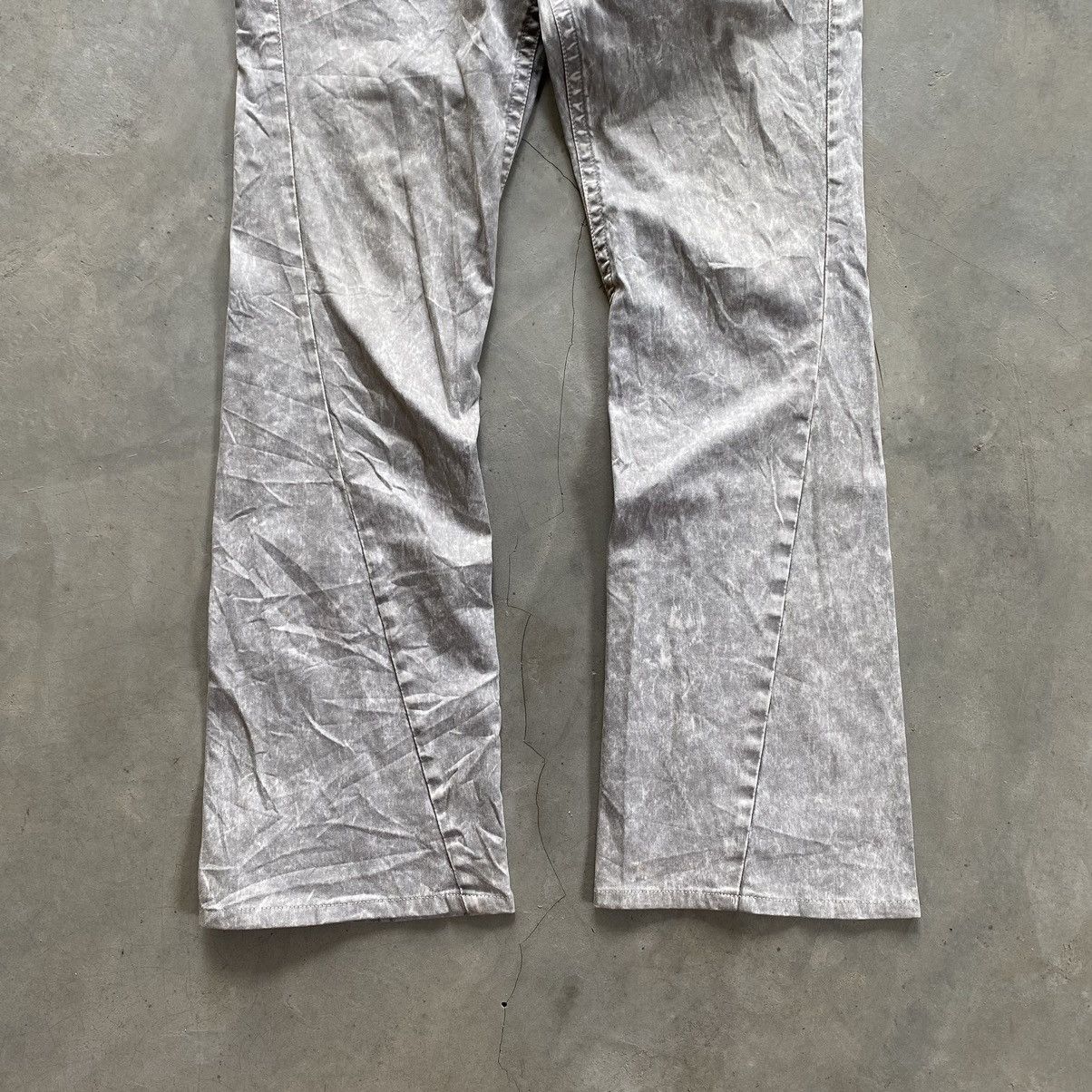Tornado Mart Tornado Mart stone washed flare pants Size US 32 / EU 48 - 3 Thumbnail