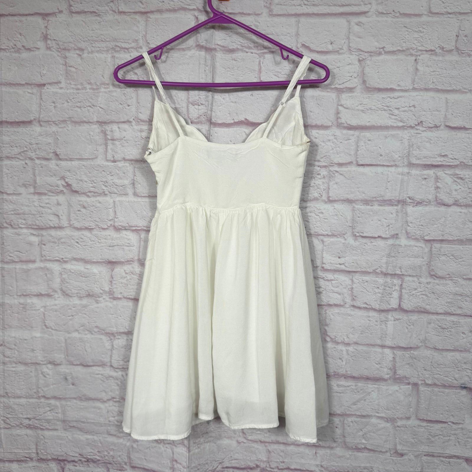 Lulus Lulus XS Daisy Petal Pickin' ivory embroidered mini dress Size XS / US 0-2 / IT 36-38 - 8 Thumbnail