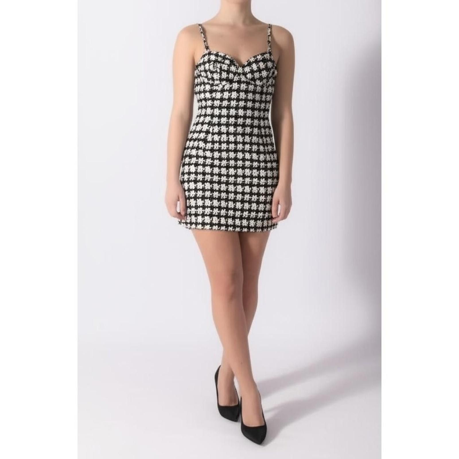 Forever 21 FOREVER 21 Mini Dress L Black White Houndstooth Sweetheart Size L / US 10 / IT 46 - 1 Thumbnail