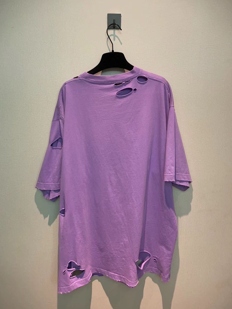 Balenciaga Balenciaga Taro purple ripped short sleeves 2505-Nextarrow Size US XXS / EU 40 - 2 Thumbnail