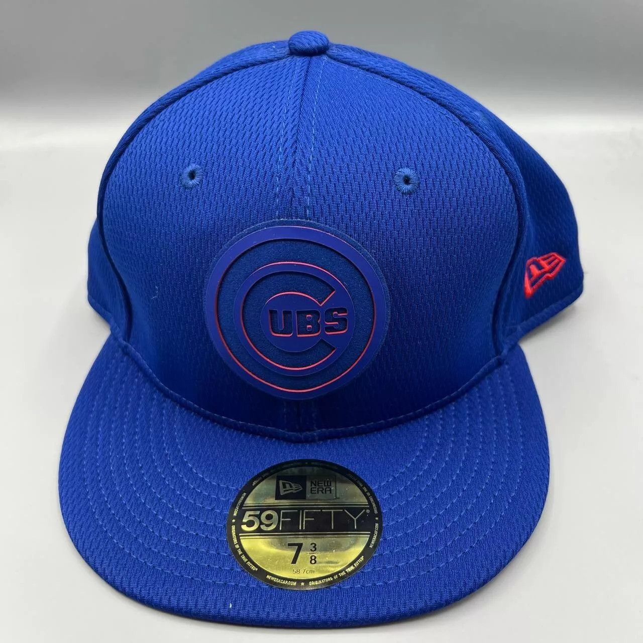 New Era Chicago Cubs Hat Men 7 3/8 Blue Fitted Cap New Size ONE SIZE - 1 Thumbnail
