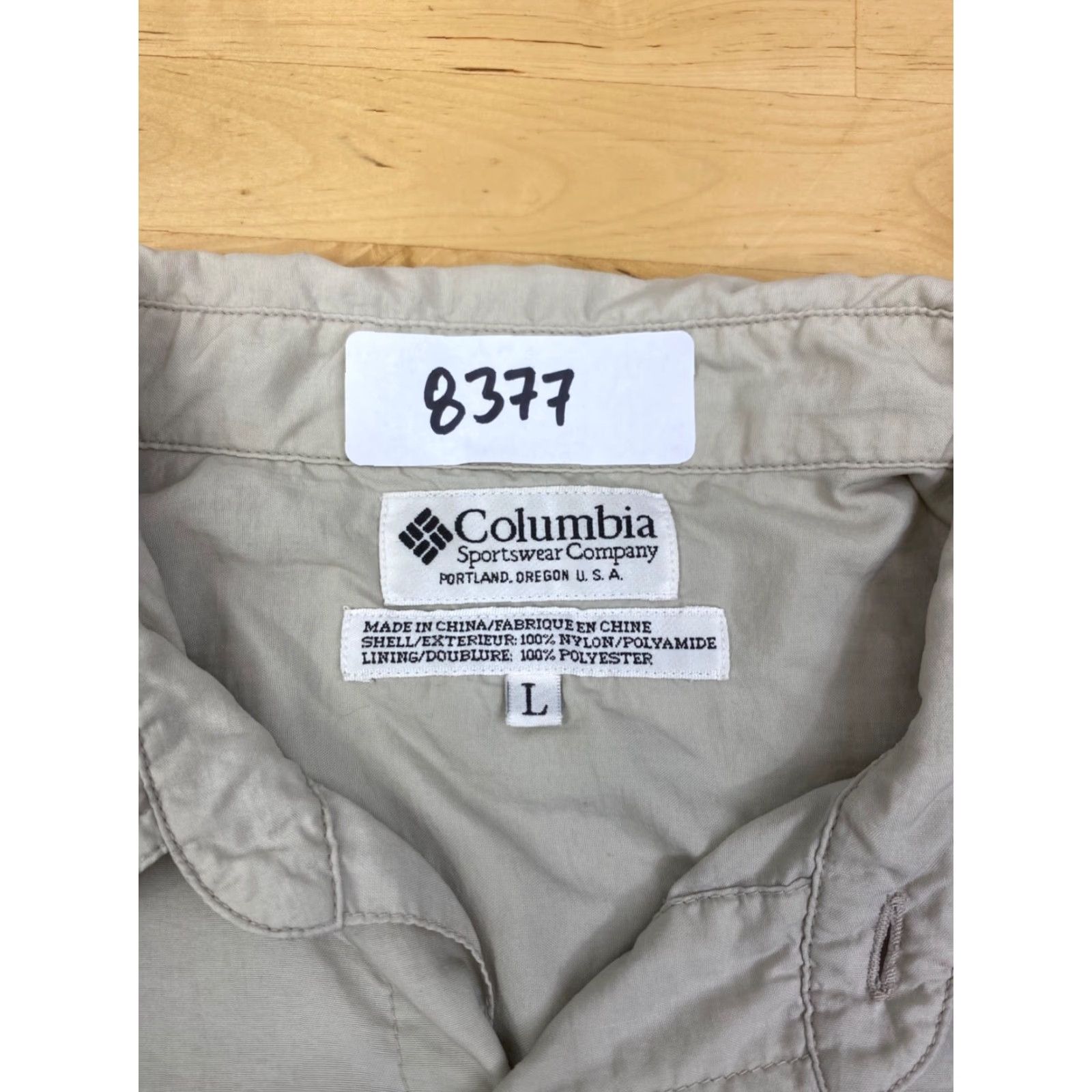 Vintage Columbia Button-Up Shirt Mens L Long Sleeve Beige Outdoor Shopping Size US L / EU 52-54 / 3 - 6 Thumbnail