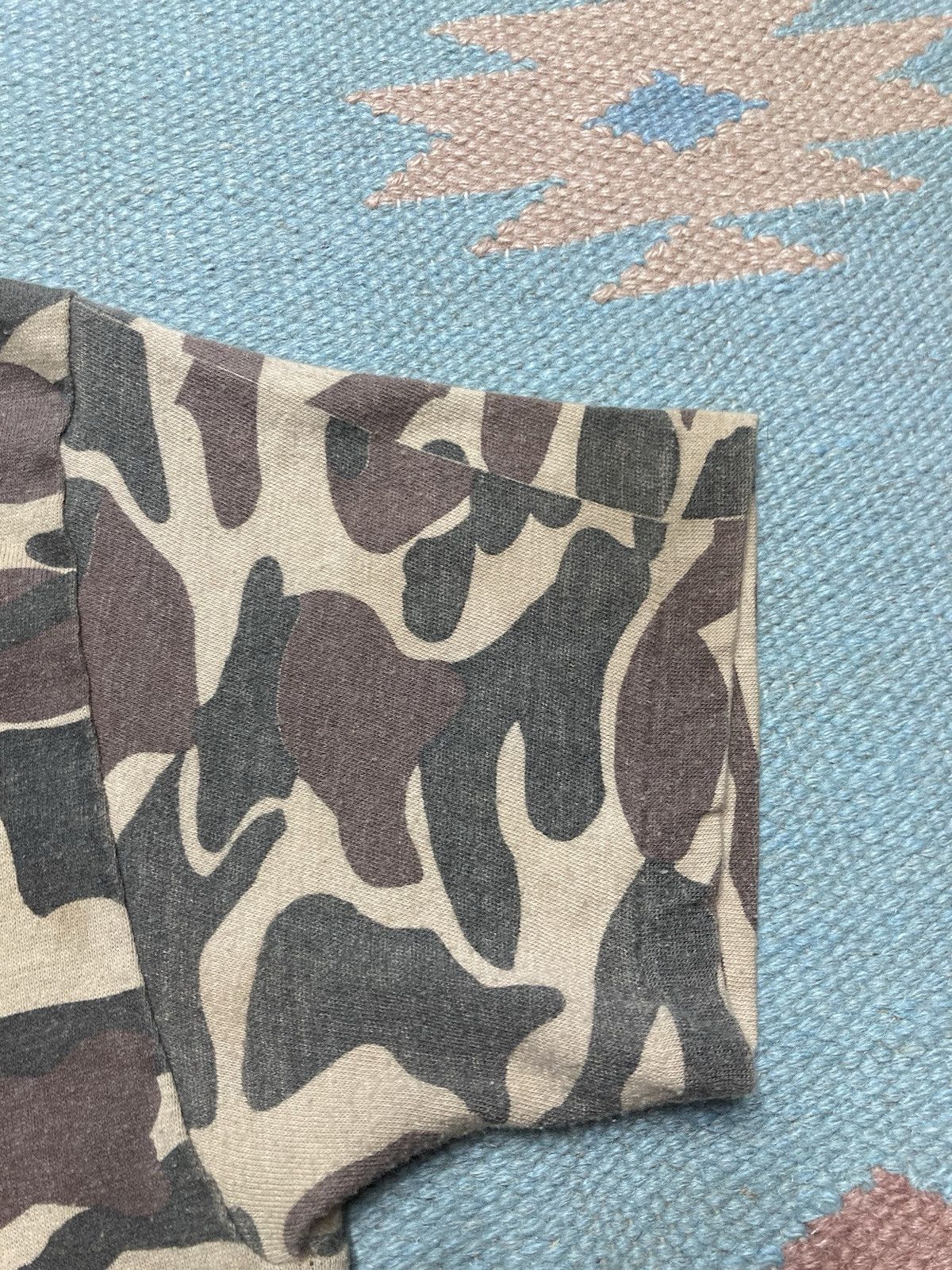 Vintage Vtg 80s pocket t shirt duck camo single stitch adult small Size US S / EU 44-46 / 1 - 5 Thumbnail