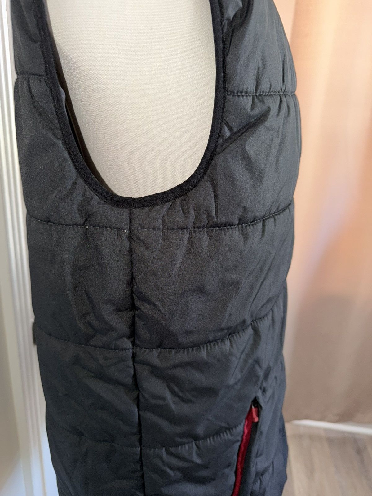 NBA Cleveland Cavaliers Black NBA Full Zip Puffer Vest Size L Size US L / EU 52-54 / 3 - 4 Thumbnail