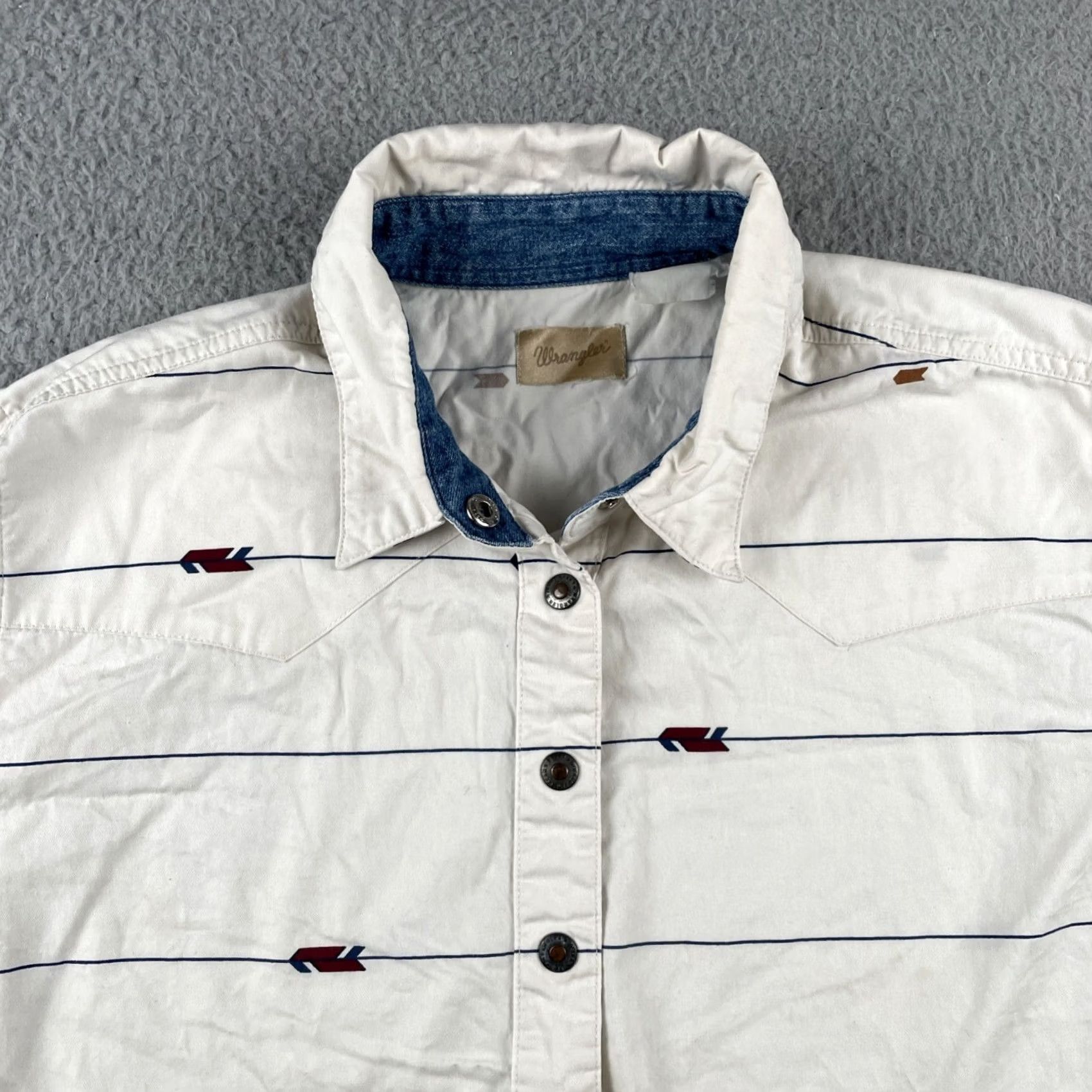 Wrangler VINTAGE Wrangler Women’s Long Sleeve Button-Up Shirt White Western Arrows L Women’s Regular Cotton Size L / US 10 / IT 46 - 2 Thumbnail