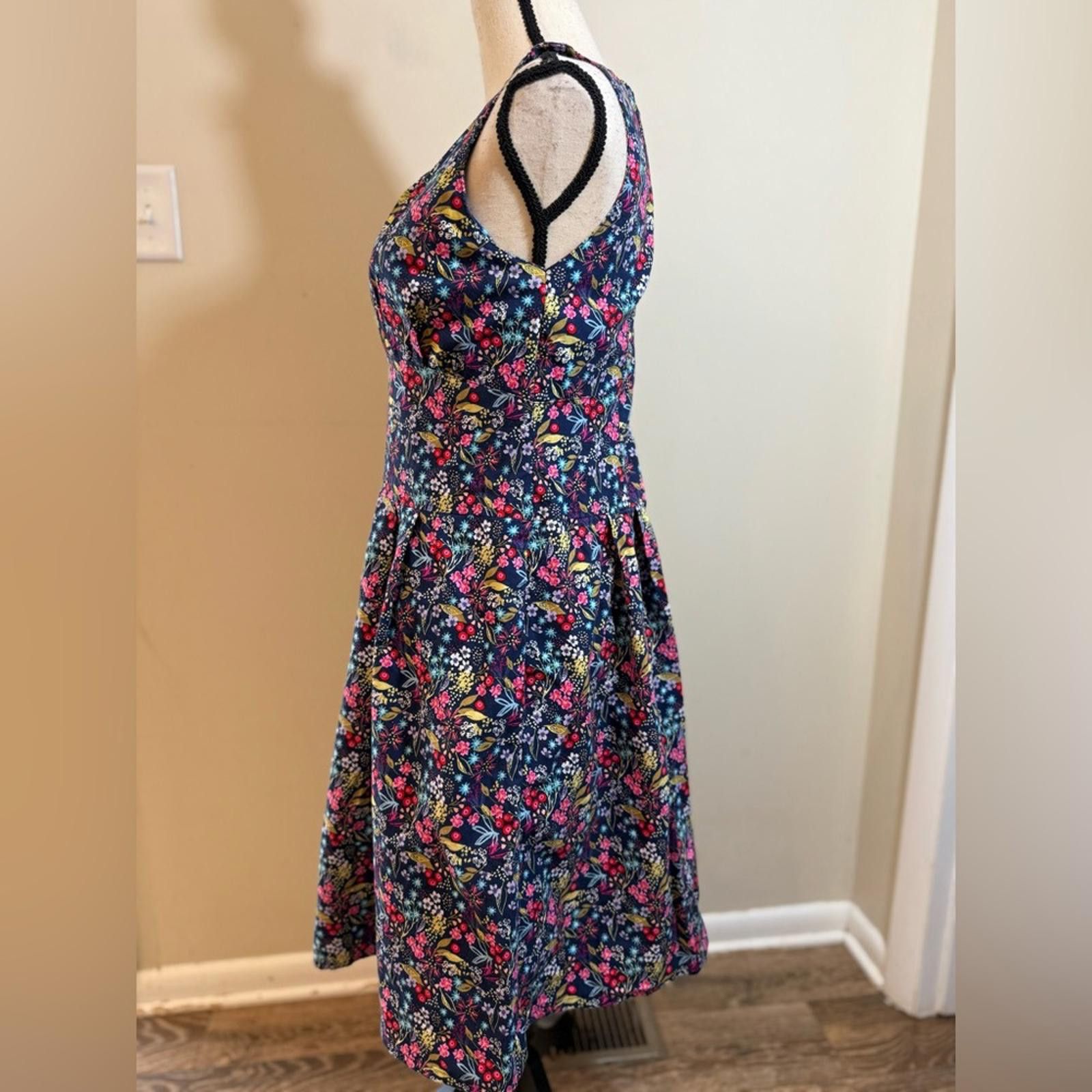 Other Handmade floral fit flare pleated midi dress pockets SZ 8 Size M / US 6-8 / IT 42-44 - 5 Thumbnail