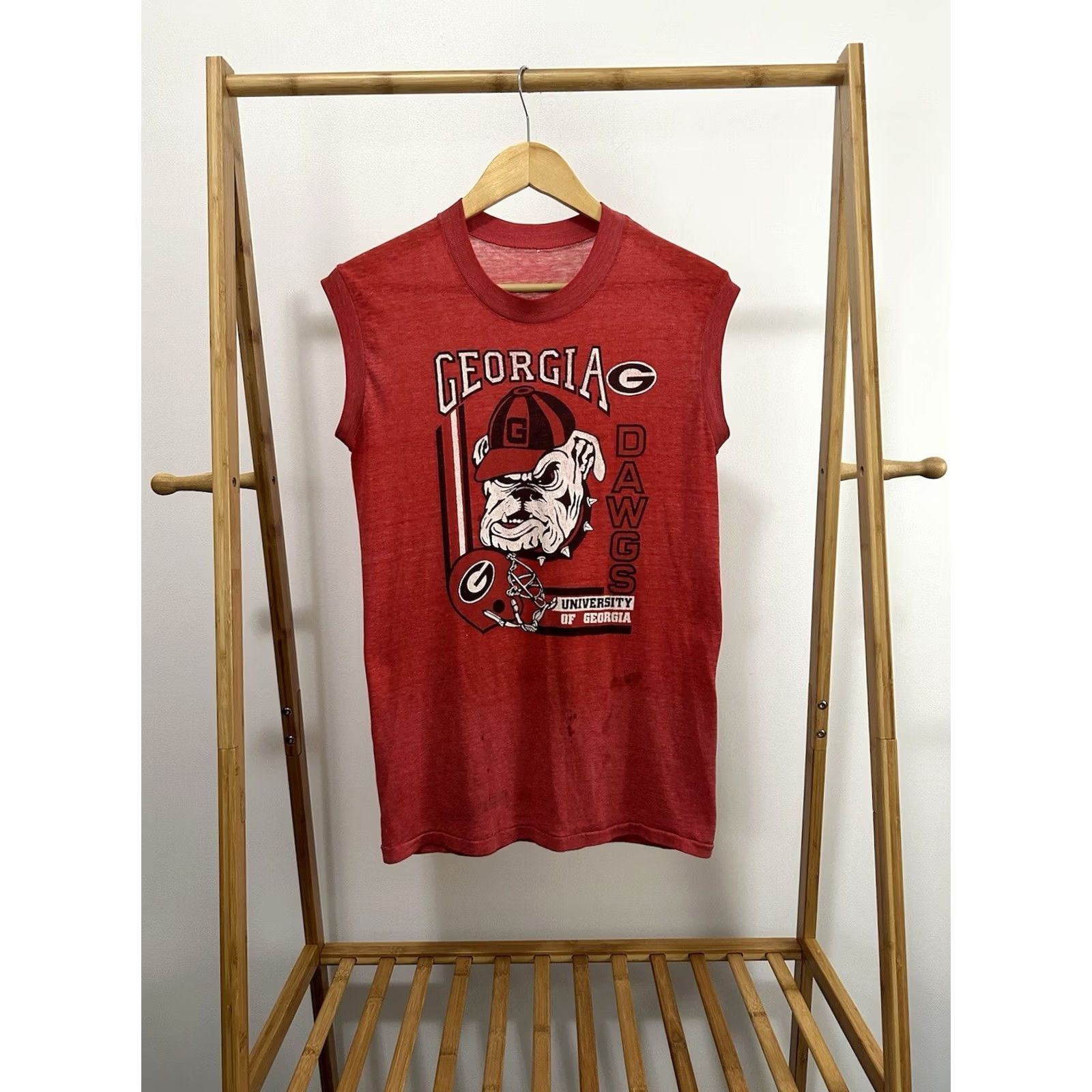 Vintage VTG 80s University Of Georgia Bulldogs T-Shirt Red L Sleeveless Distressed Worn Paper Thin Burnout Mens Size US L / EU 52-54 / 3 - 2 Thumbnail
