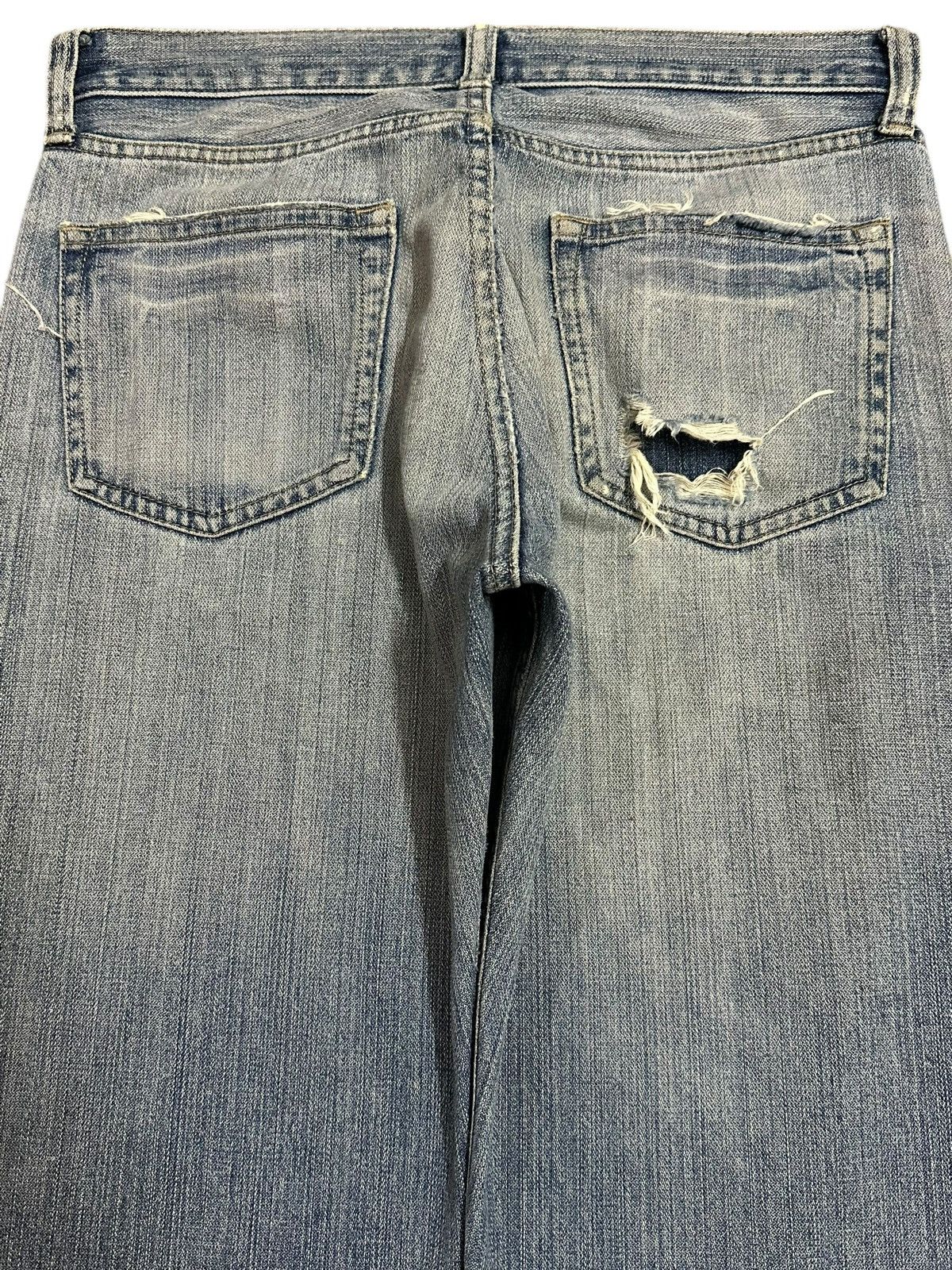 Jun Takahashi Vintage Japanese Uniqlo Blue Wash Style Distress Jeans Size US 31 - 5 Thumbnail