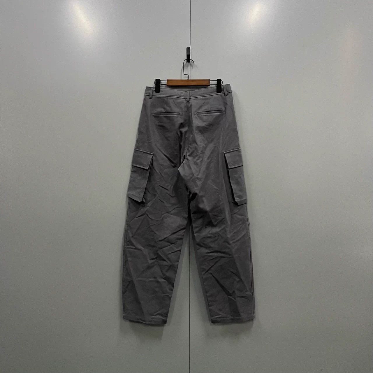 Louis Vuitton LV gray print logo drawstring pants S new tags Size US 28 / EU 44 - 2 Thumbnail
