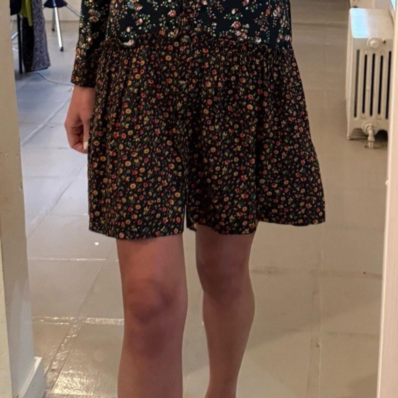 Anthropologie Anthropologie Maeve Marlie Floral Button Front Dress Med Size XS / US 0-2 / IT 36-38 - 2 Thumbnail