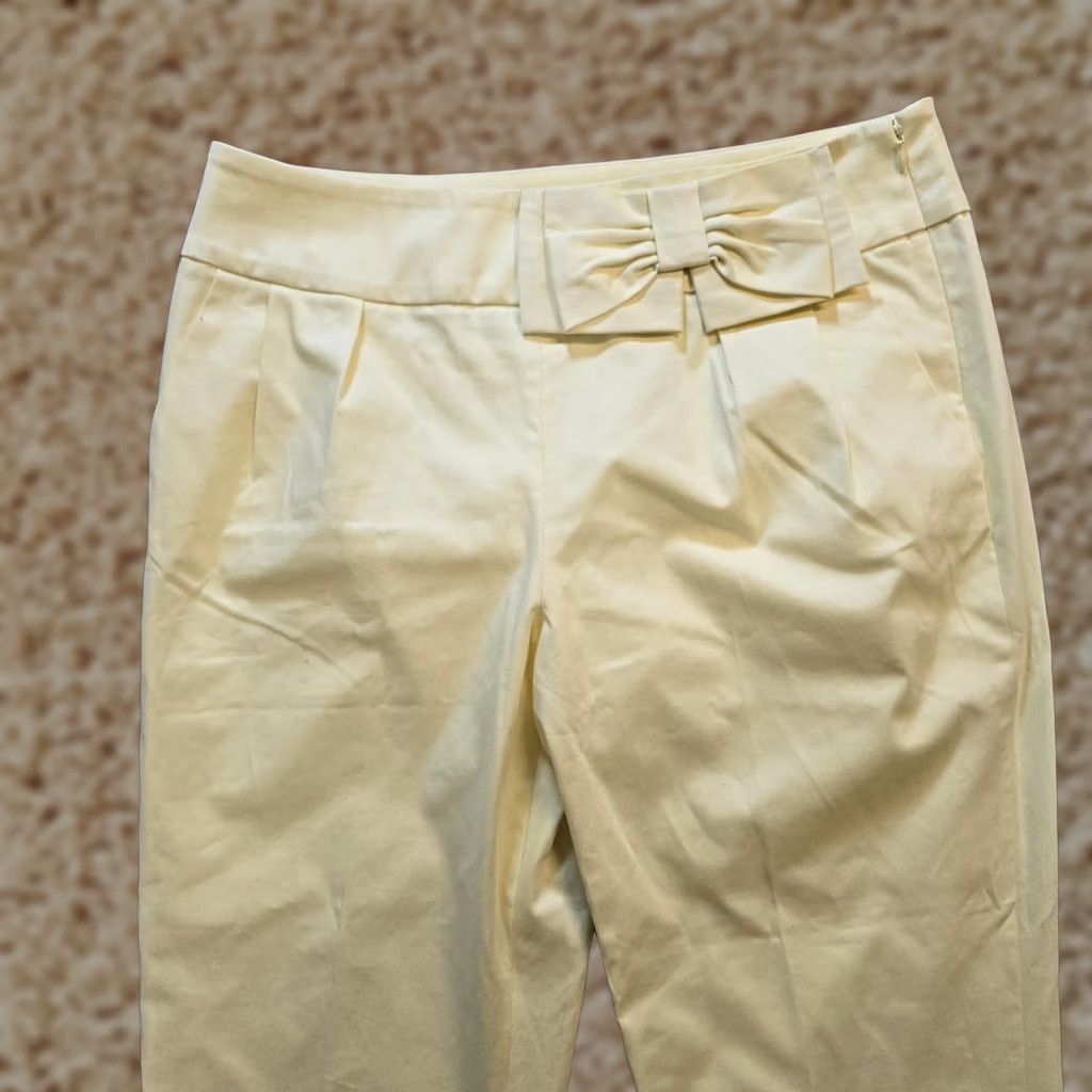 Vintage J. Peterman Pants Womens Size 12 Yellow Bow Cropped Capri Tapered Zip Front Flat Front Summer Preppy Casual Mock-Not-Needed Size 34" / US 12 / IT 48 - 1 Thumbnail