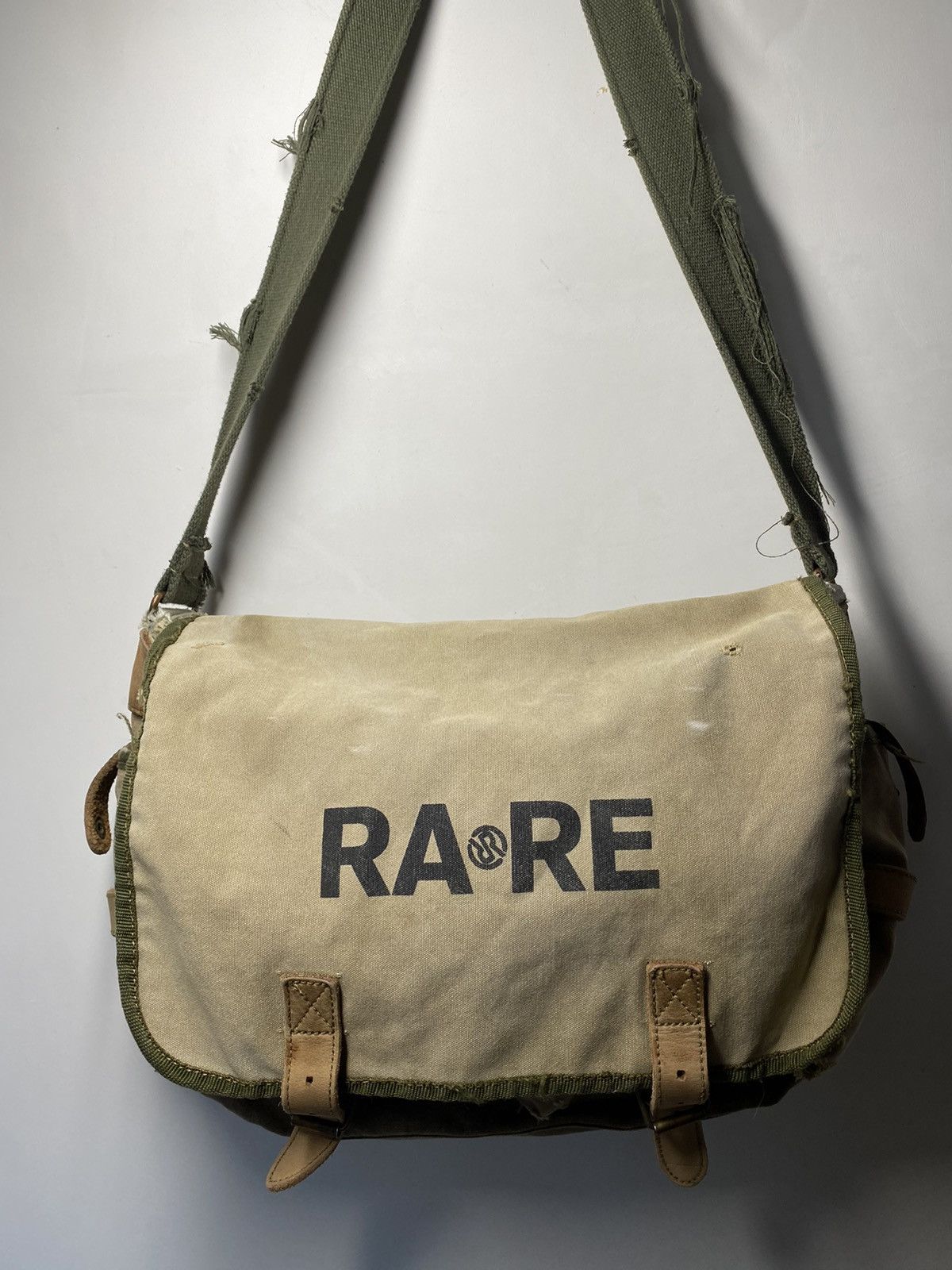 Japanese Brand × Vintage Vintage Like Diesel Military Army CrossBody Messenger Bag Size ONE SIZE - 2 Thumbnail