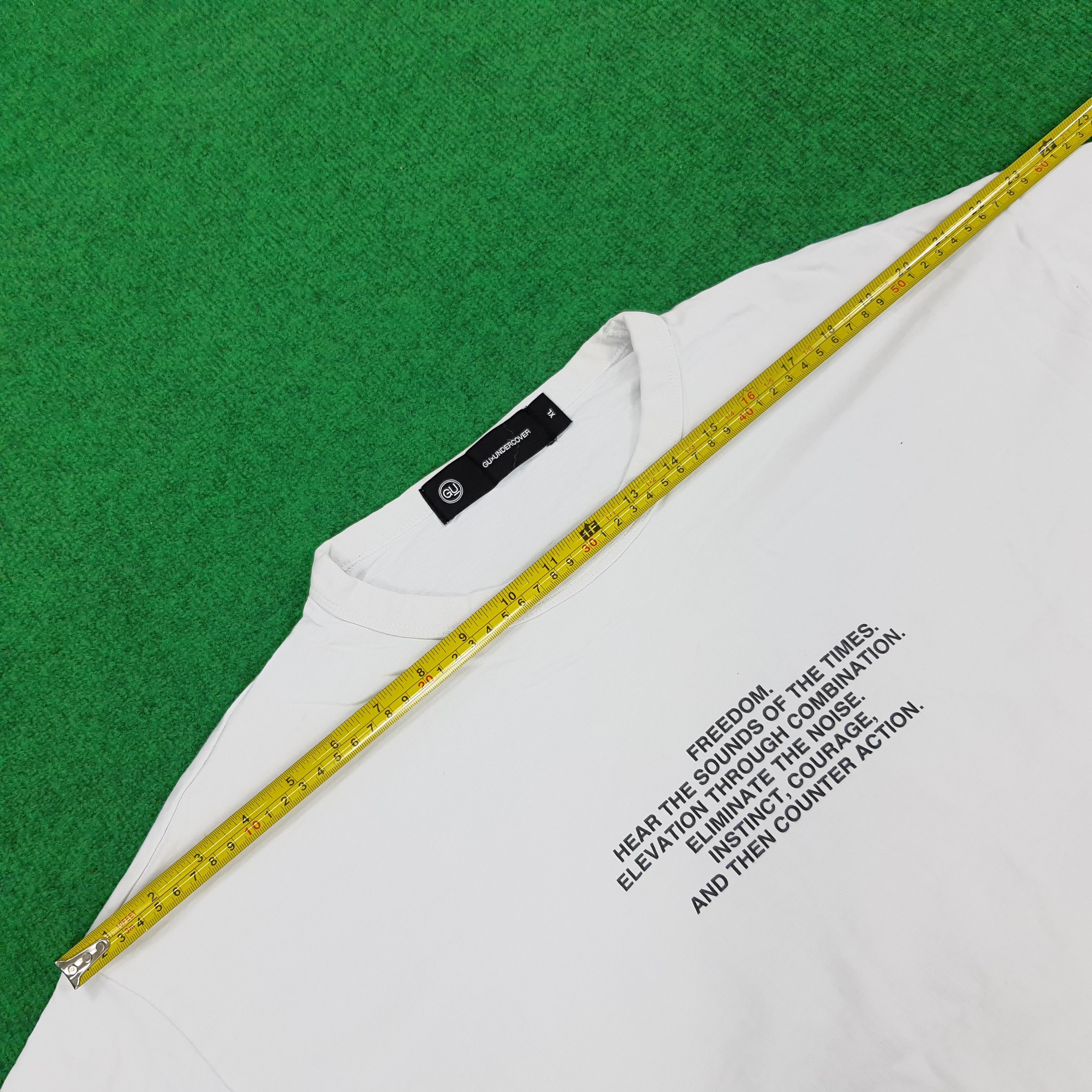 Vintage GU x Undercover Freedom Streetwear T-shirt