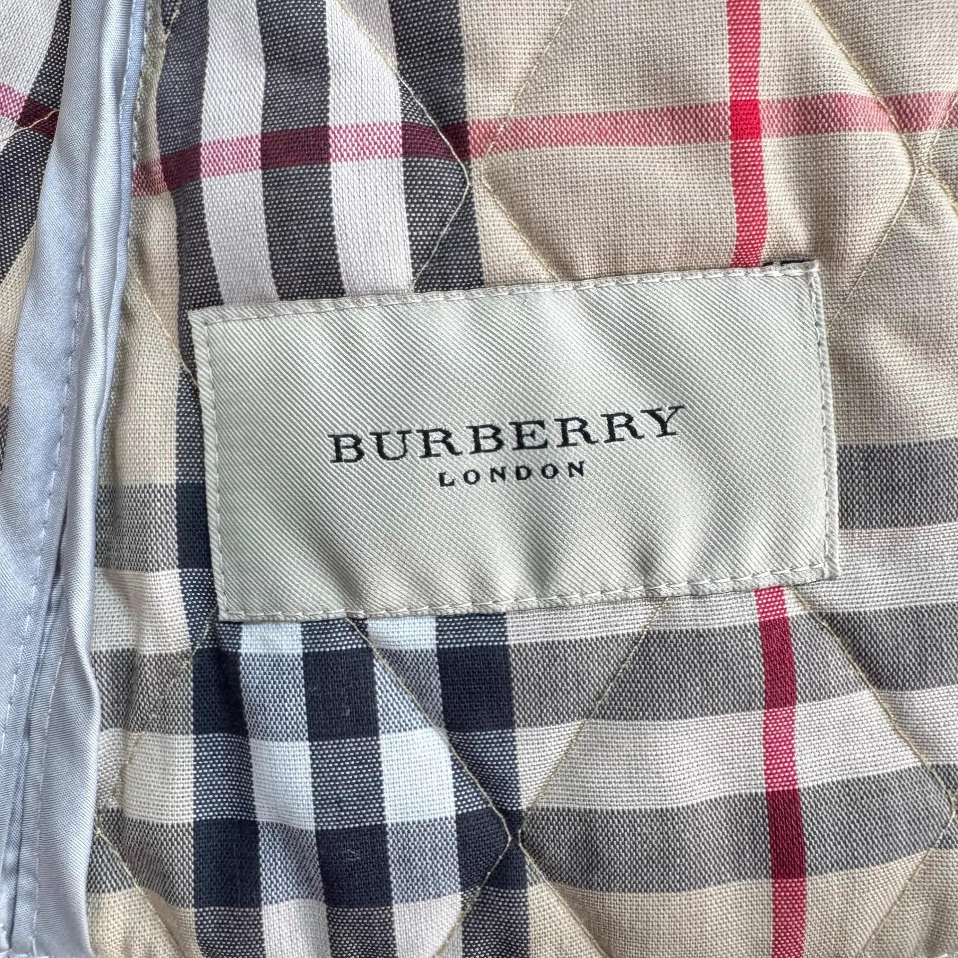 Burberry Burberry check-lined quilted jacket size S 98 new Size S / US 4 / IT 40 - 7 Thumbnail