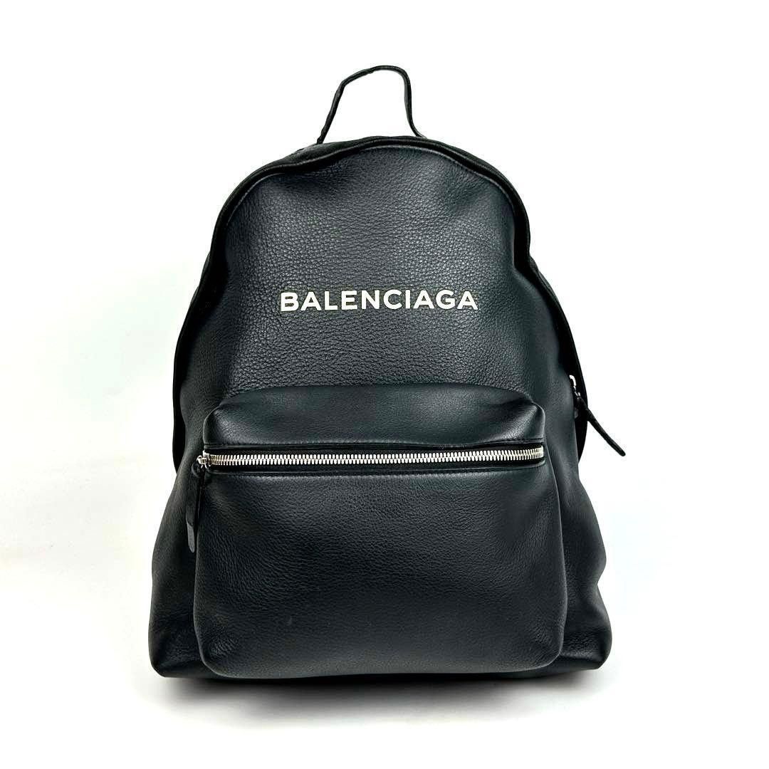 Balenciaga Classic BALENCIAGA Everyday Leather Backpack Size ONE SIZE - 2 Thumbnail