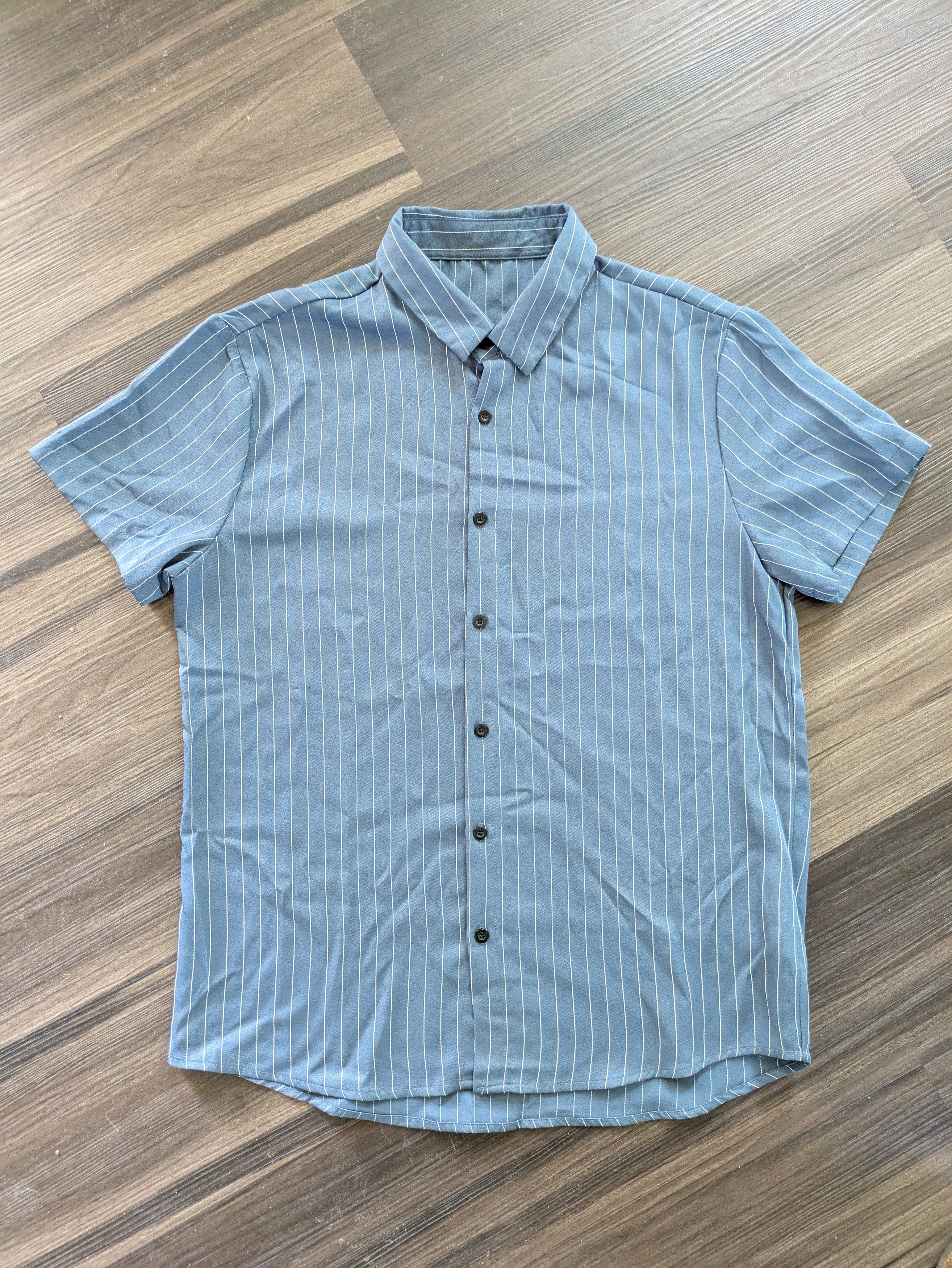 Shein Shein XL Button-Up Shirt Size US XL / EU 56 / 4 - 1 Thumbnail