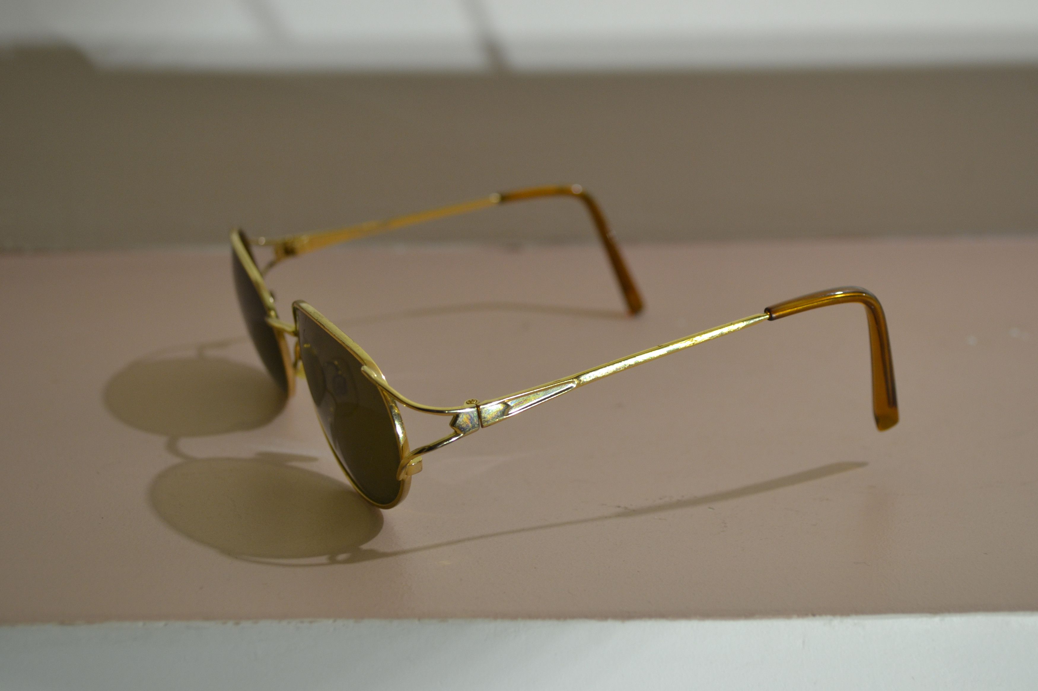 Polaroid Vintage Polaroid Oval Sunglasses 1980s Retro Unisex Size ONE SIZE - 5 Thumbnail