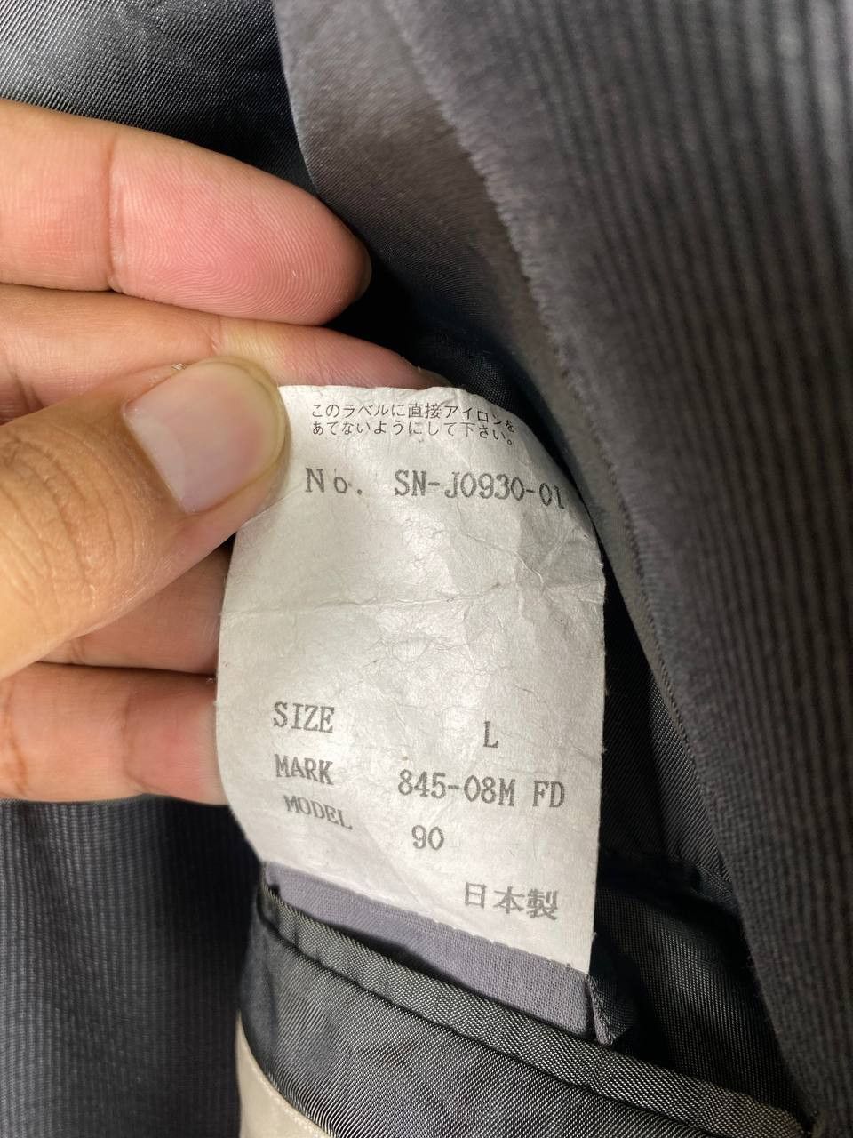Balmain balmain paris light jacket few button damage Size US L / EU 52-54 / 3 - 8 Thumbnail