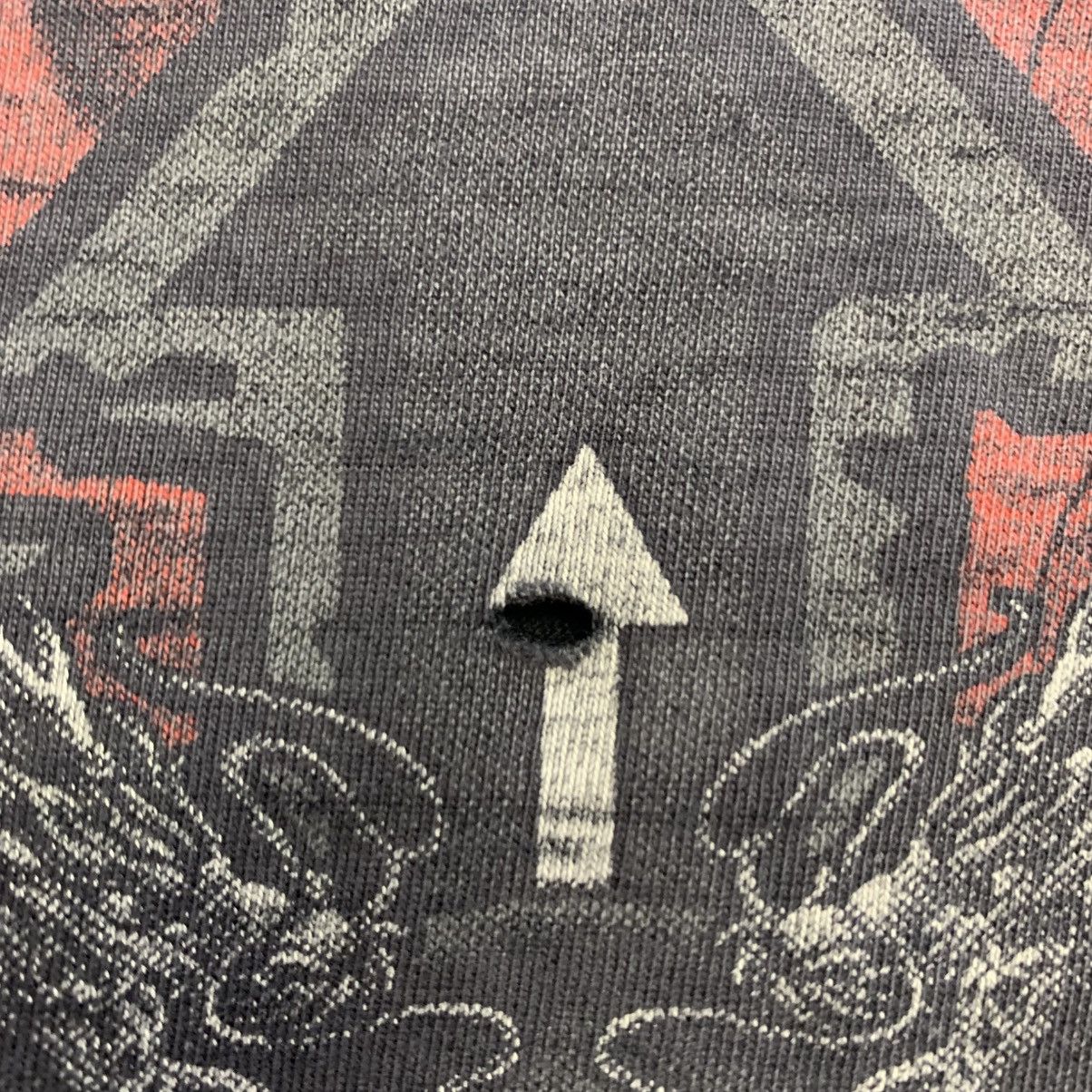 Japanese Brand Crazy Distressed Skull & Flame Tee True Vintage Style Size US L / EU 52-54 / 3 - 5 Thumbnail