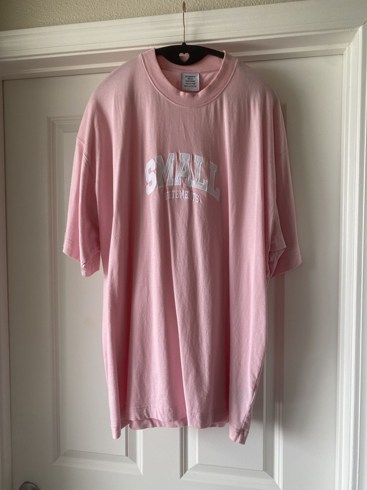Vetements Vetements "Small" T-shirt Size US L / EU 52-54 / 3 - 1 Thumbnail