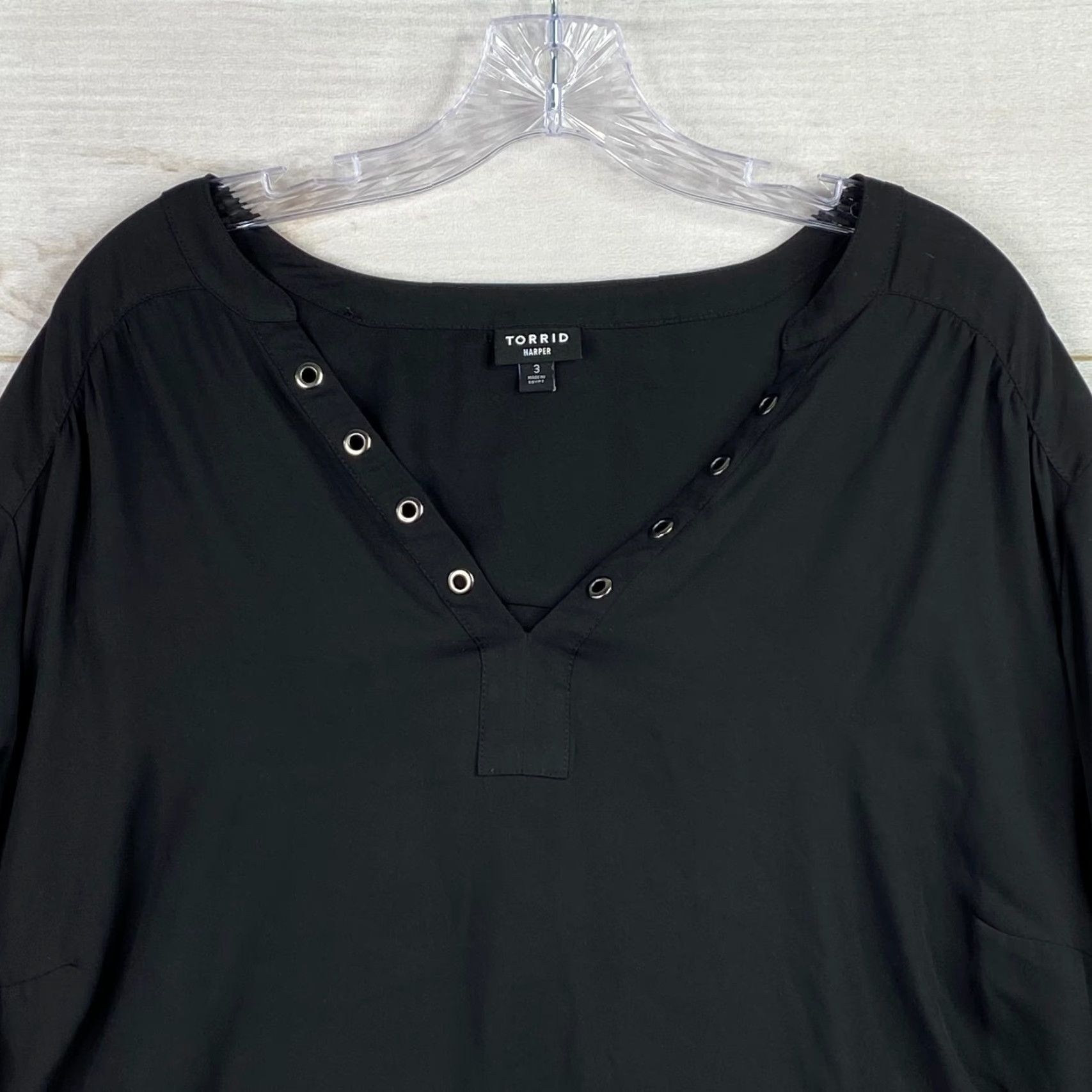 Torrid Torrid Blouse Black 3X 3/4 Roll Tab Sleeve V-Neck Grommets Rayon Polyester Womens Shirt Wide F it: Regular, Plus Size Size XXL / US 16-18 / IT 52-54 - 2 Thumbnail