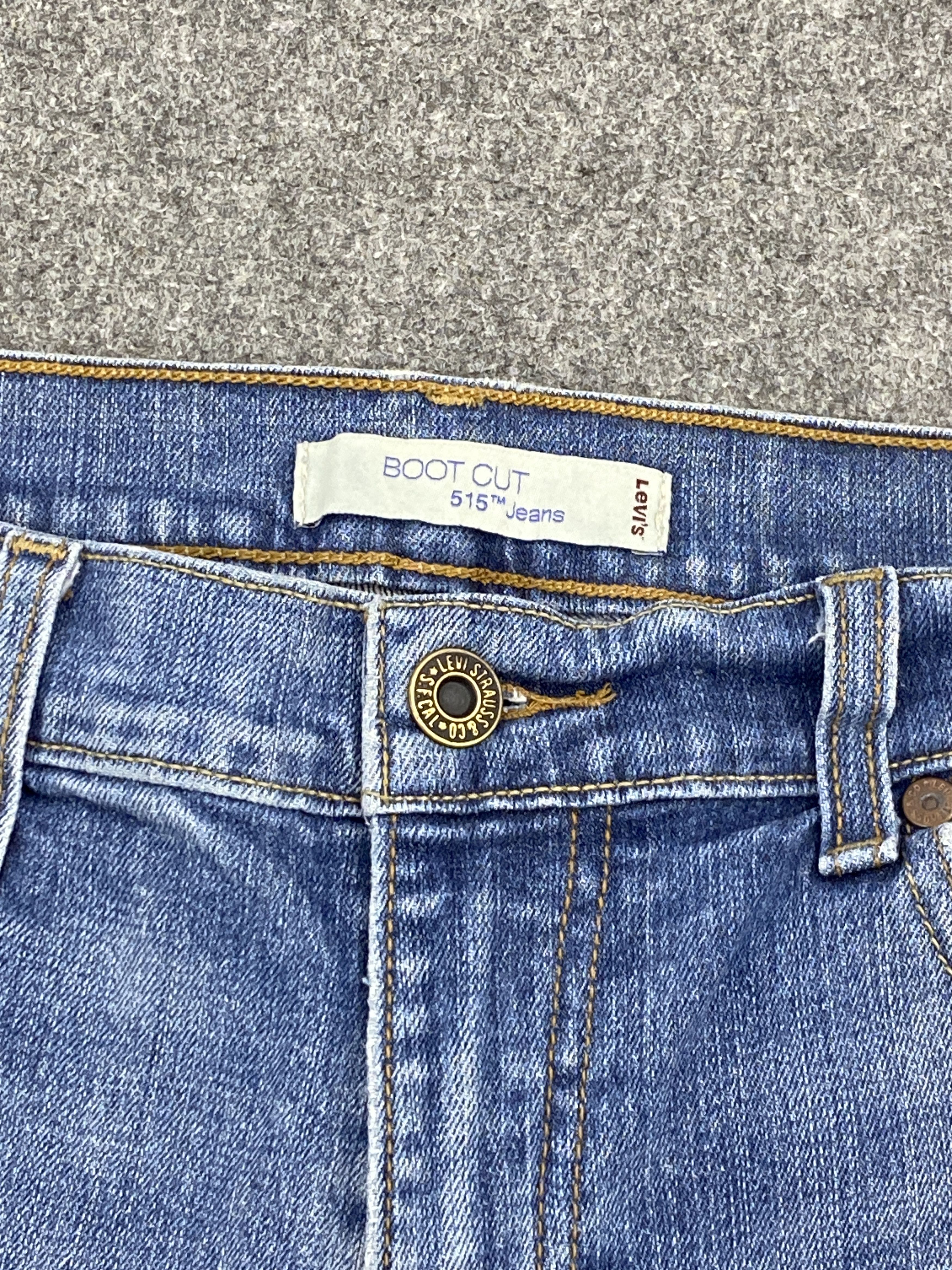 Levi's Vintage levis 515 Flare Blue Denim DP2631 Size US 30 / EU 46 - 7 Thumbnail