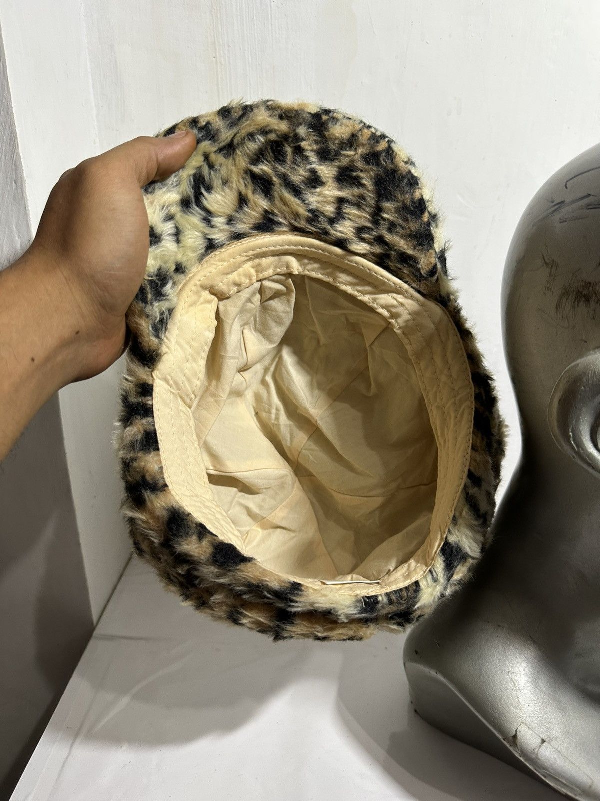 Handmade Unknown Japanese Leopard Hats Size ONE SIZE - 10 Thumbnail
