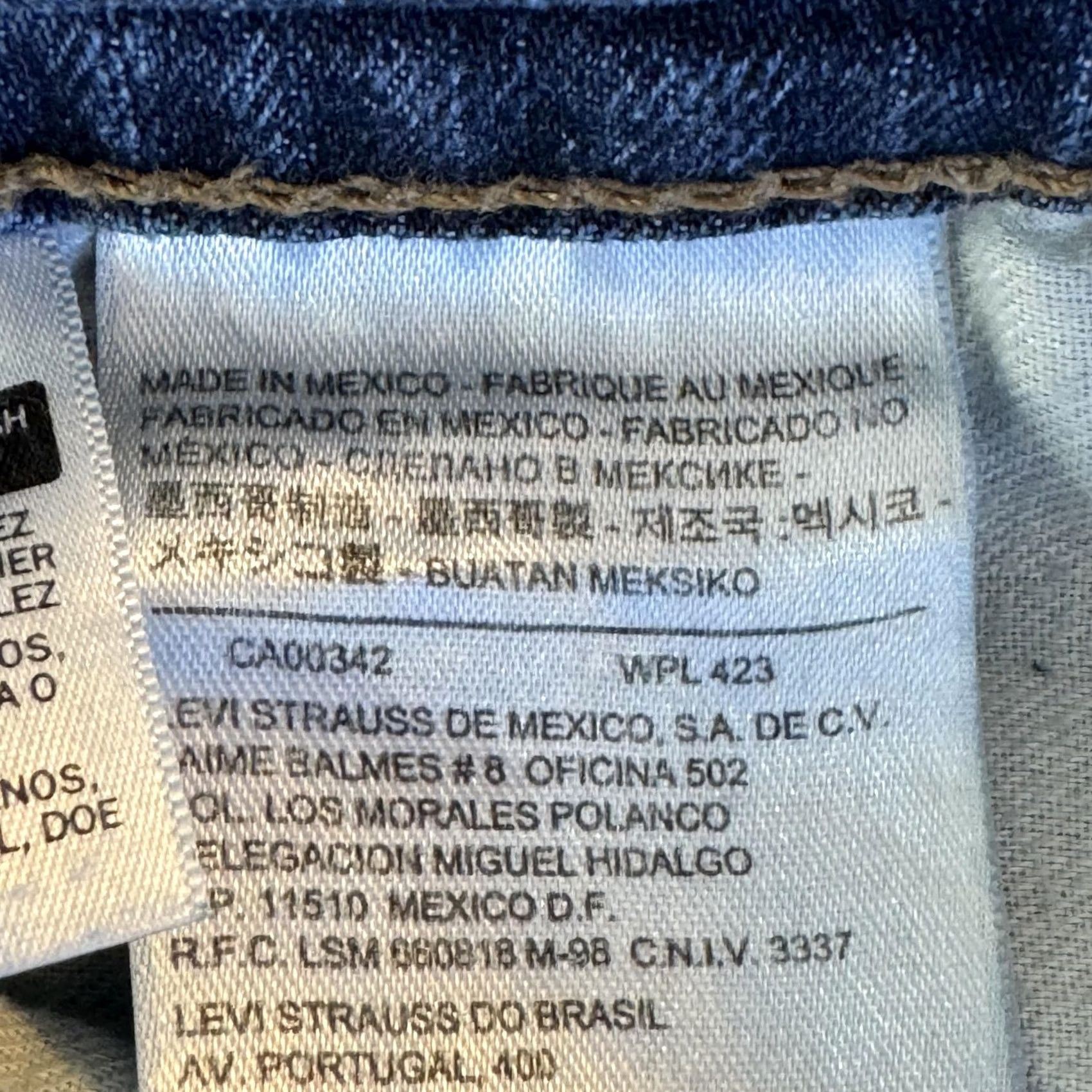 Levi's VINTAGE Levi’s 505 Jeans Mens 40x30 Blue Regular Fit Straight Leg Stretch Denim Zip Fly Size US 40 / EU 56 - 4 Thumbnail