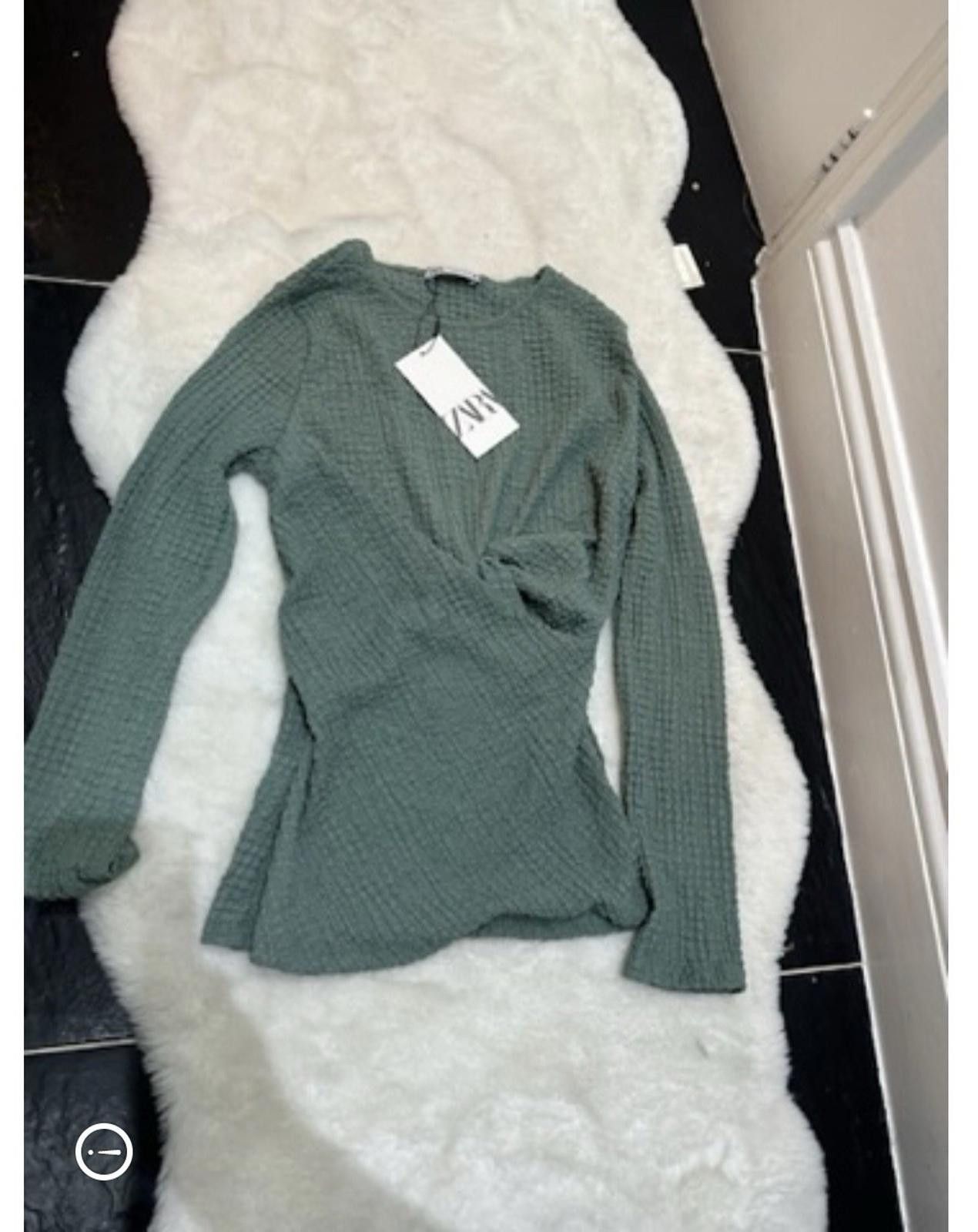 Zara ZARA Green Ruched Jumper Size M Size M / US 6-8 / IT 42-44 - 1 Preview