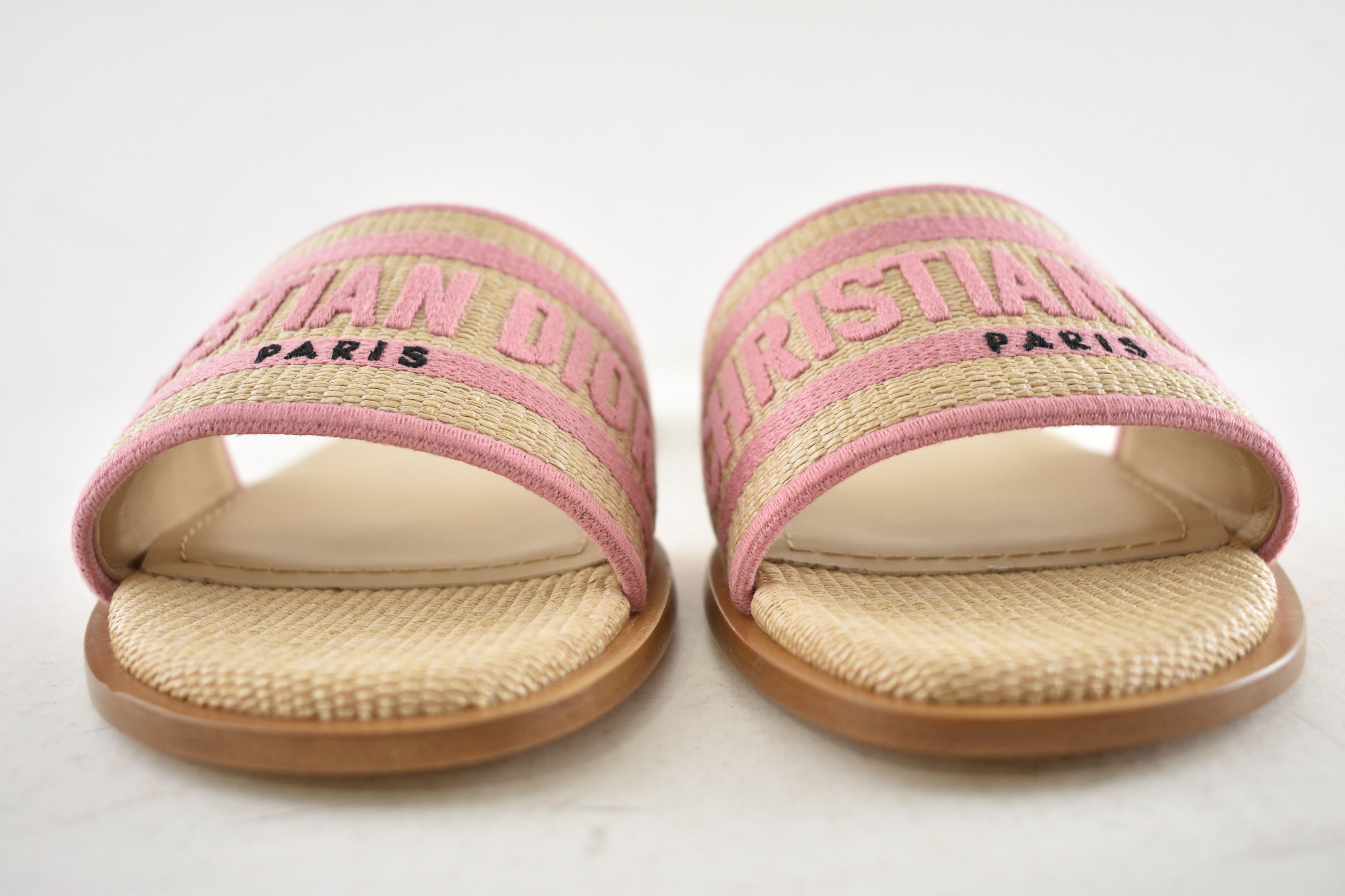 Dior Dior Dway Rose Begonia Raffia Logo Slide Flat Sandal 38.5 Size US 8.5 / IT 38.5 - 7 Thumbnail