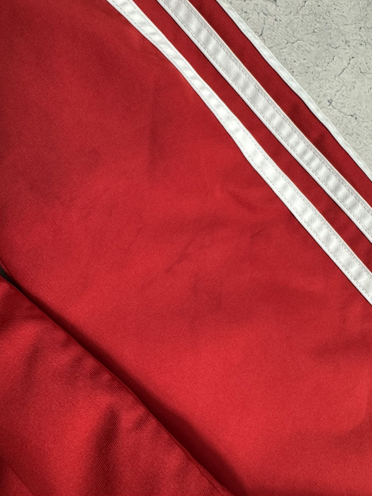 Adidas Adidas FC Bayern Munich Football Nylon Track Jacket Football Size US M / EU 48-50 / 2 - 5 Thumbnail