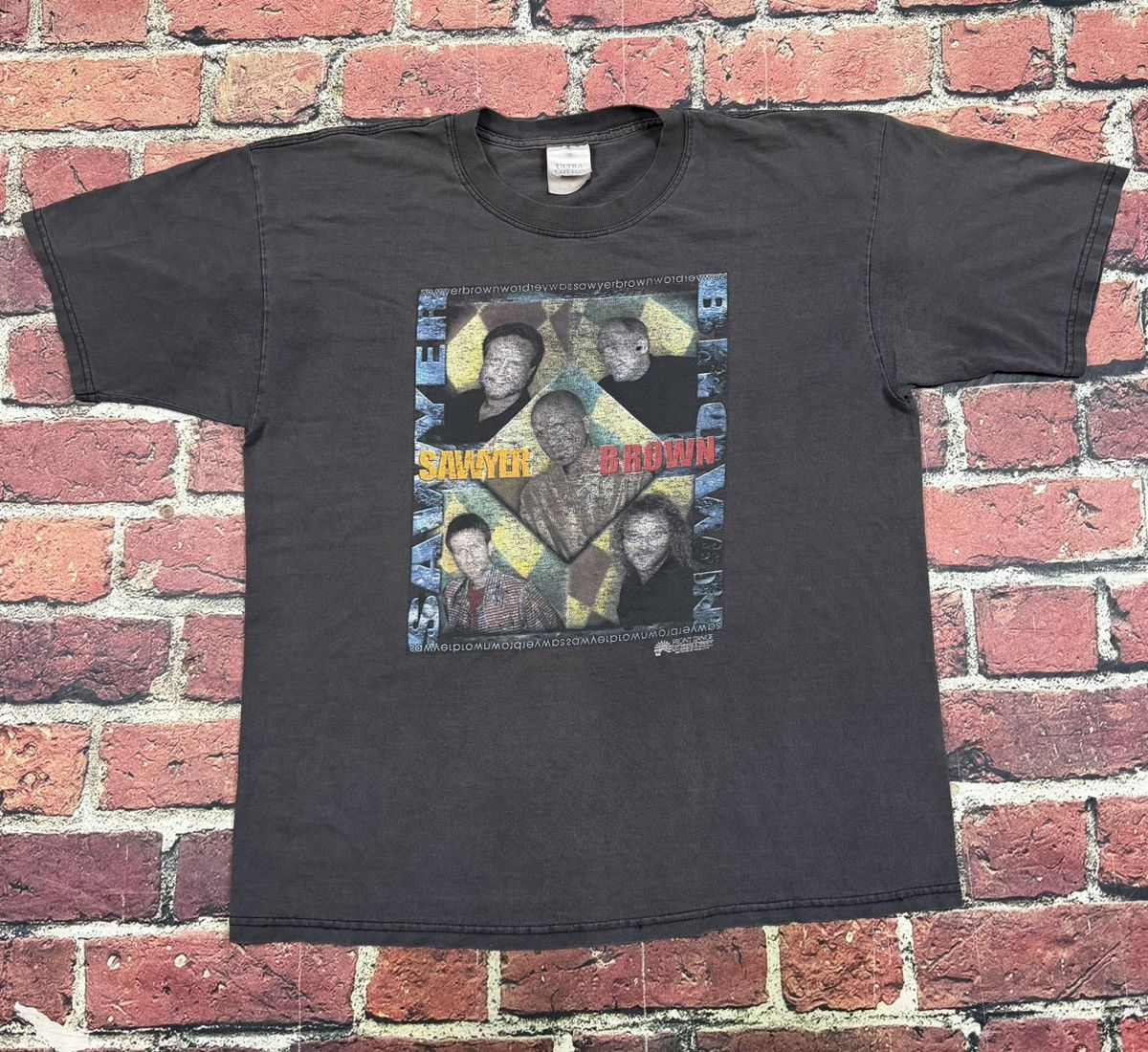 Band Tees Vintage Sawyer Brown Tee Faded Country Band 2001 Distressed Size US XL / EU 56 / 4 - 1 Thumbnail