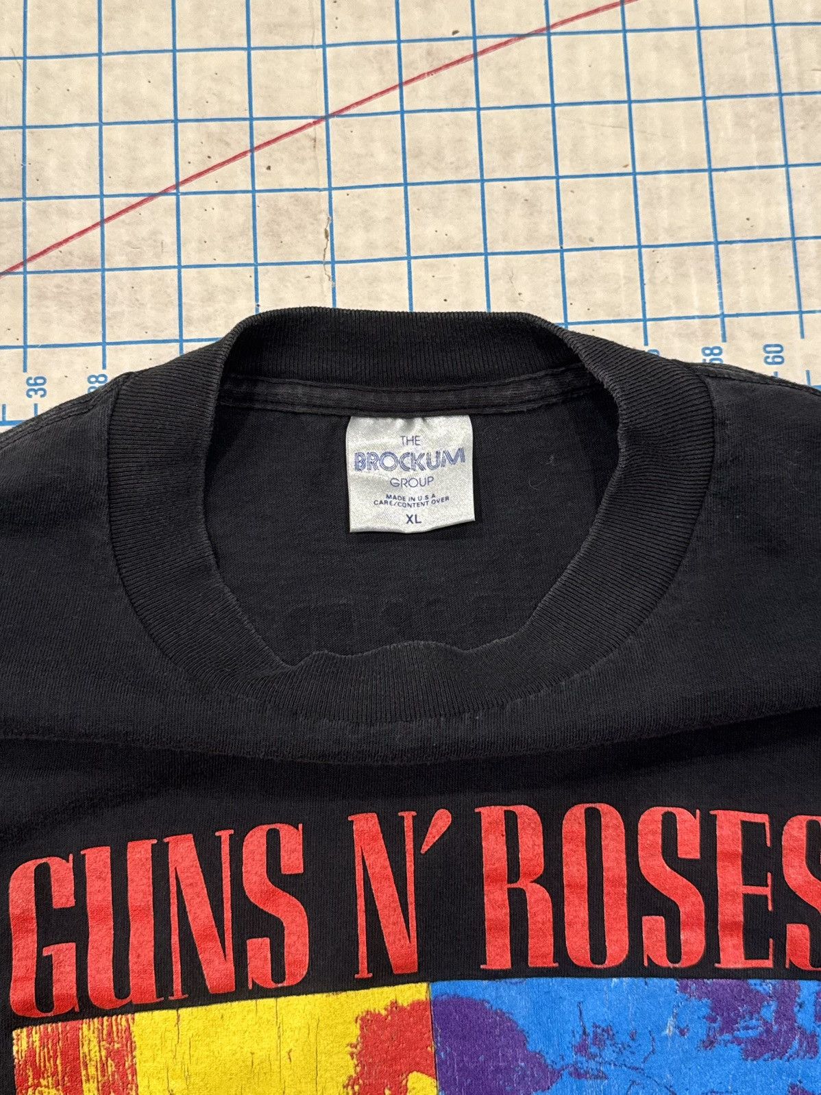 Guns N' Roses Vintage 92 Guns N’ Roses Use Your Illusion Tour Tee Brockum Size US XL / EU 56 / 4 - 6 Thumbnail
