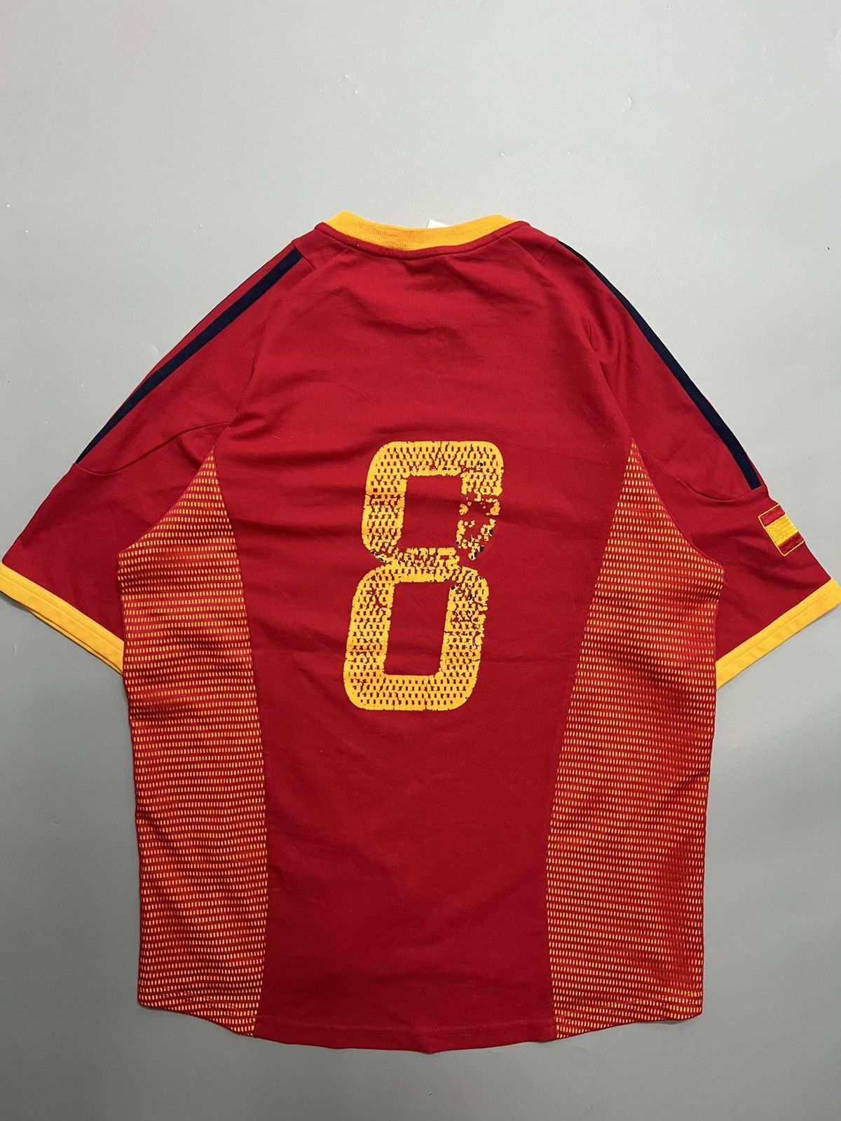 Adidas Vintage Spain Home Jersey 2002-2004 Size US M / EU 48-50 / 2 - 3 Thumbnail