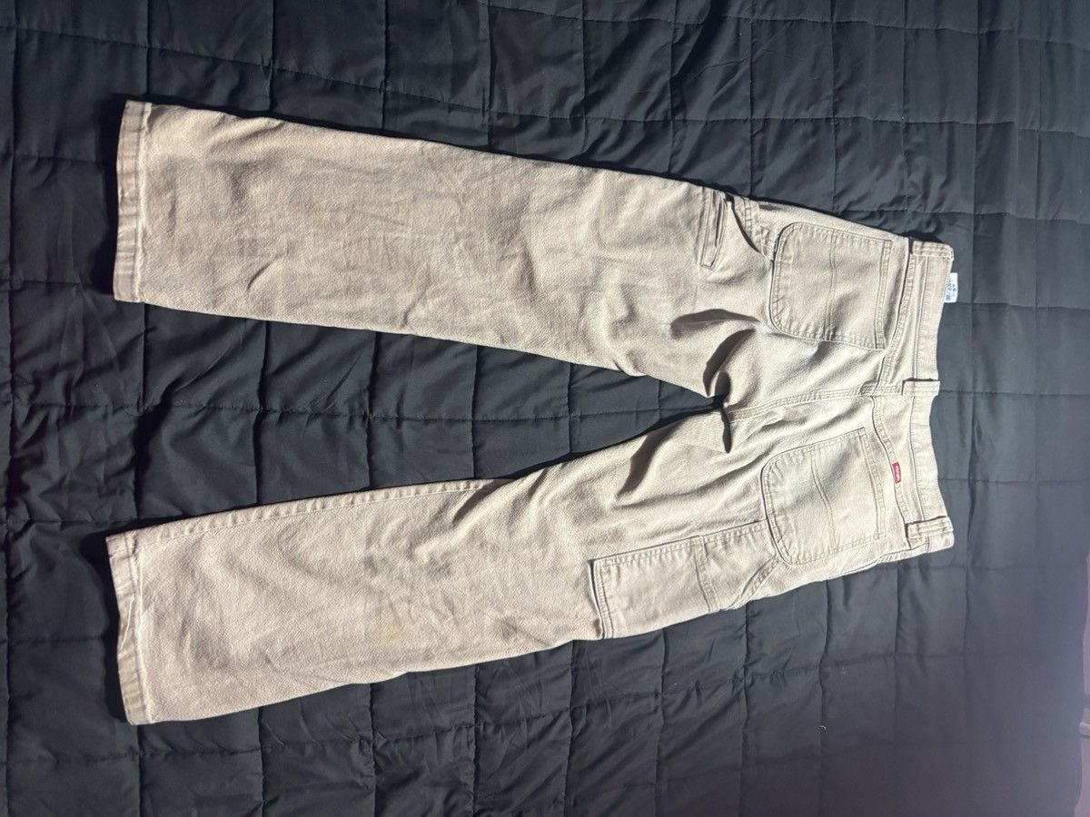 Wrangler Wrangler Cream Cargo Pants Size US 30 / EU 46 - 6 Thumbnail