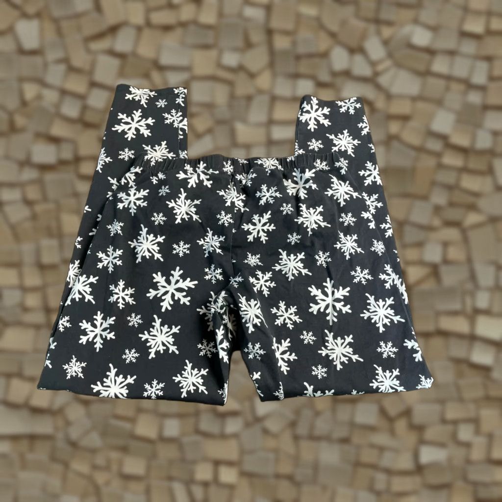 Vintage No Boundaries Pants Women's Large Snowflakes Christmas Winter Leggings Size 42" / US 20 - 1 Thumbnail