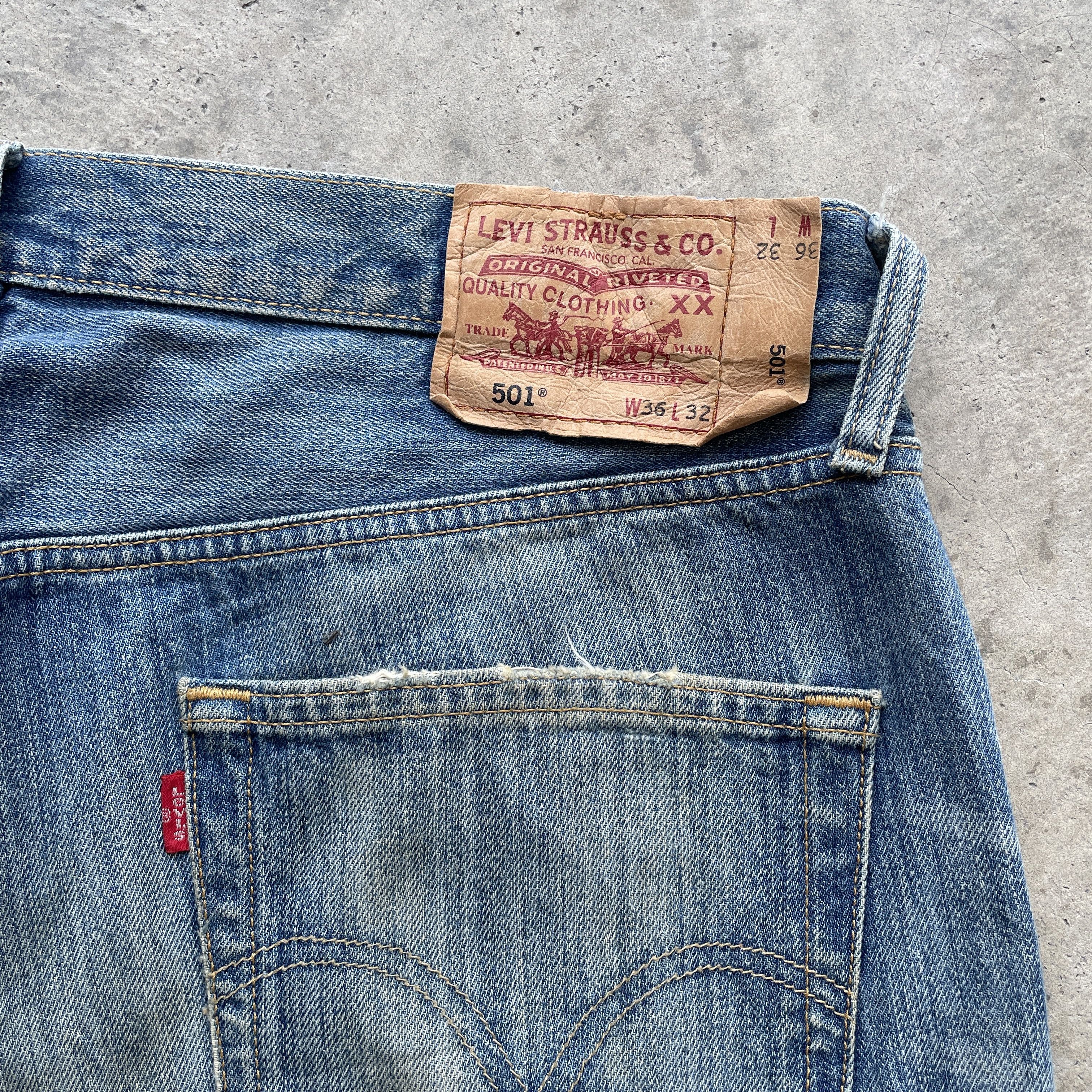 Levi's VINTAGE LEVI’S 501 MUDWASH DISTRESSED JEANS FADED PANTS W37 Size US 37 - 9 Thumbnail