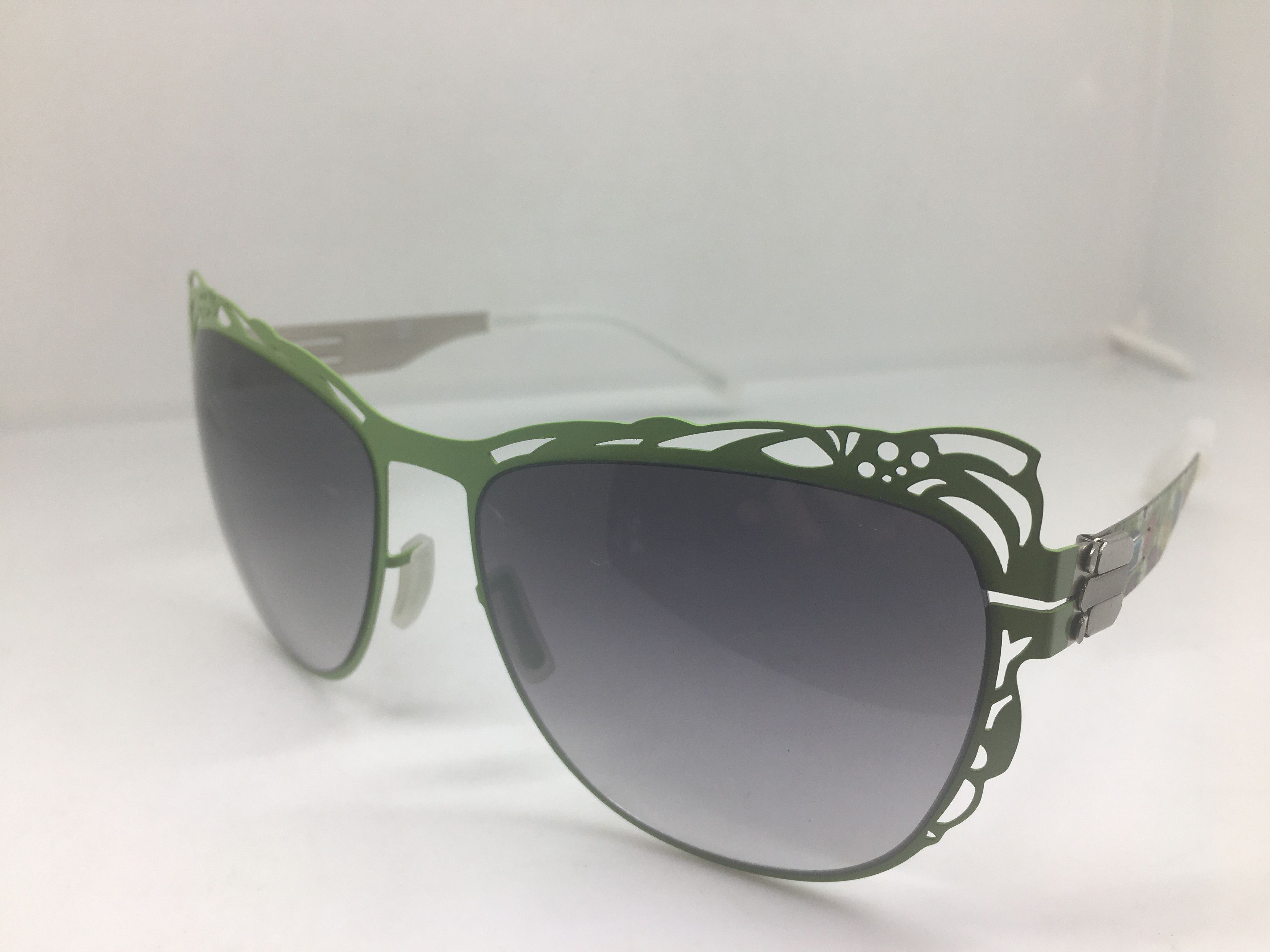 Other AC Berlin Green Alloy Oversize Sunglasses Frame Size ONE SIZE - 3 Thumbnail