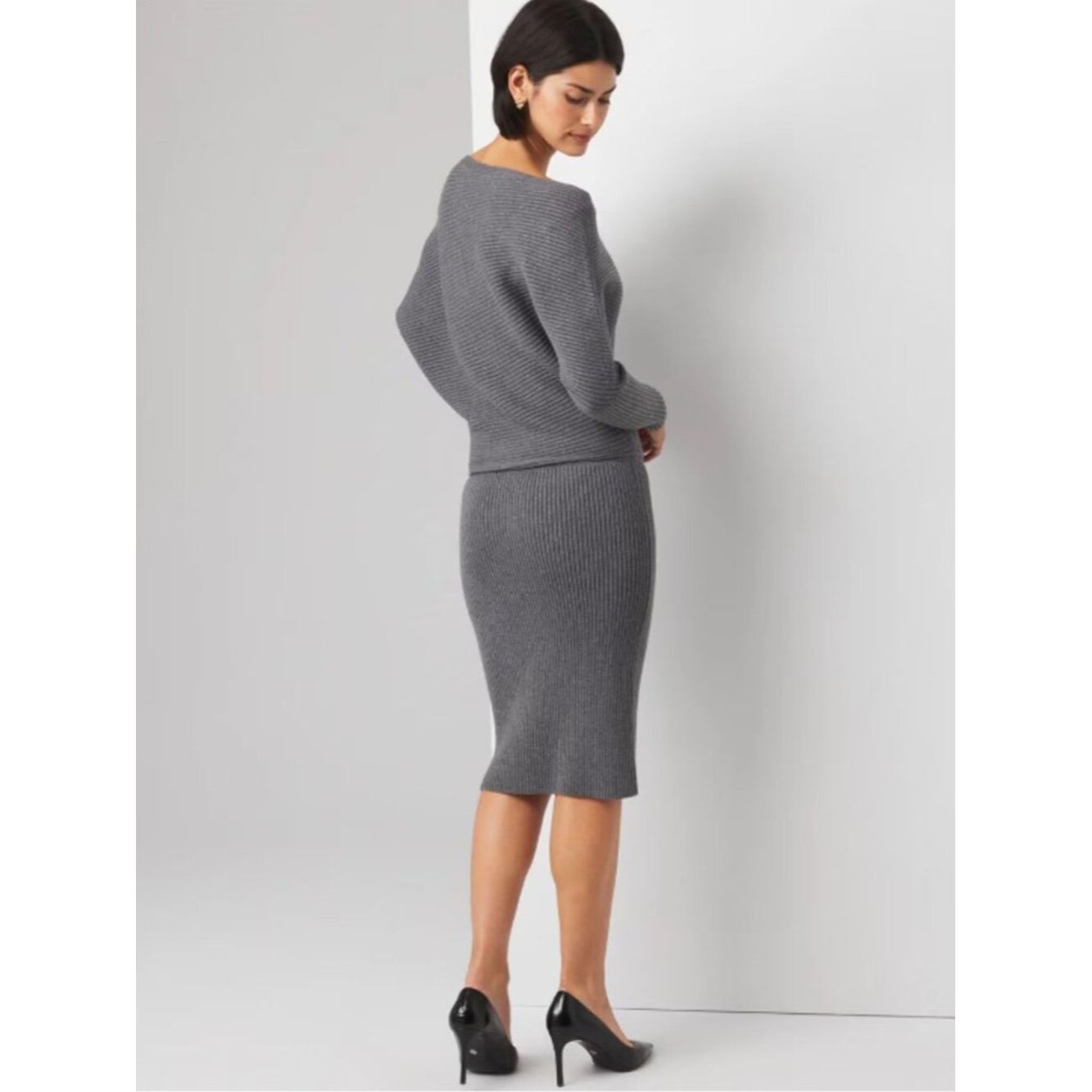 White House Black Market White House Black Market Off-Shoulder Ribbed Grey Sweater D Size XS / US 0-2 / IT 36-38 - 3 Thumbnail