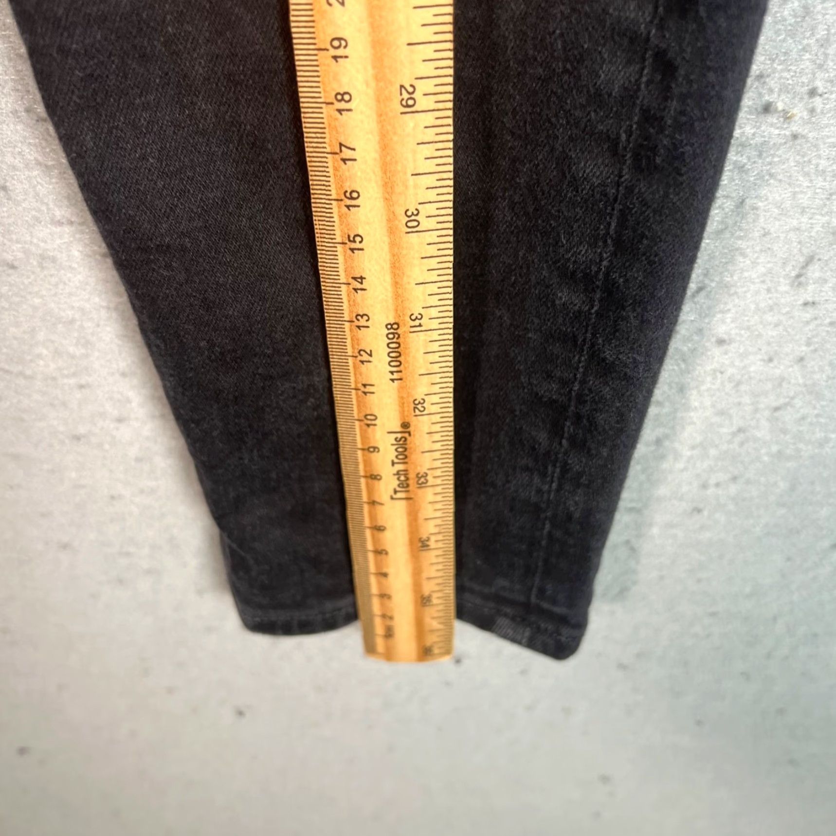 Vintage Revtown Skinny Fit Black Jeans Womens Size 28 Regular Cotton Blend Denim Shirt? Size 28" / US 6 / IT 42 - 7 Thumbnail